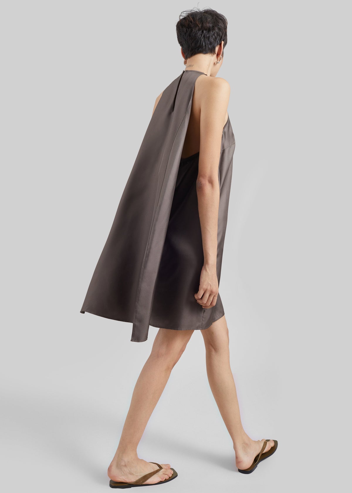 Loulou de Saison Bruna Cape Dress - Dark Brown – view 2 of 7