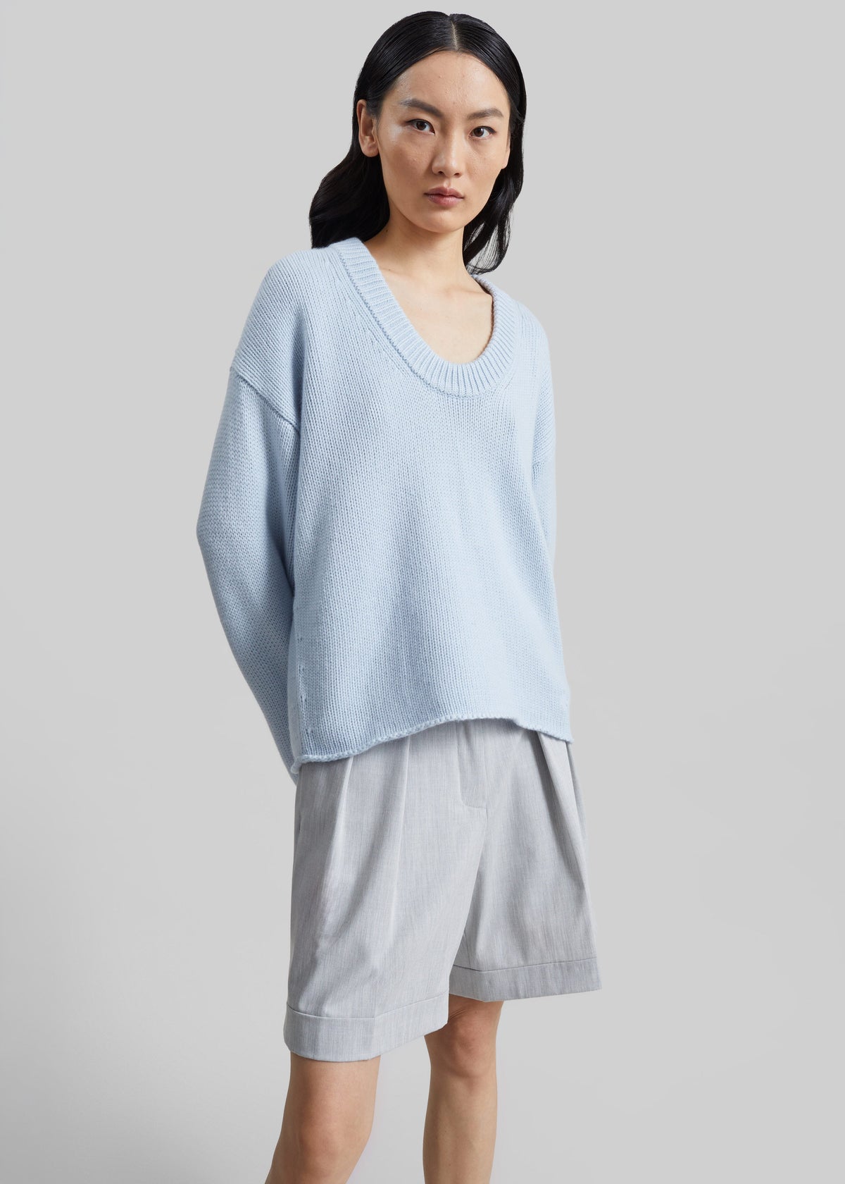 Loulou de Saison Derry Lds U-Neck Sweater - Light Blue – view 4 of 6