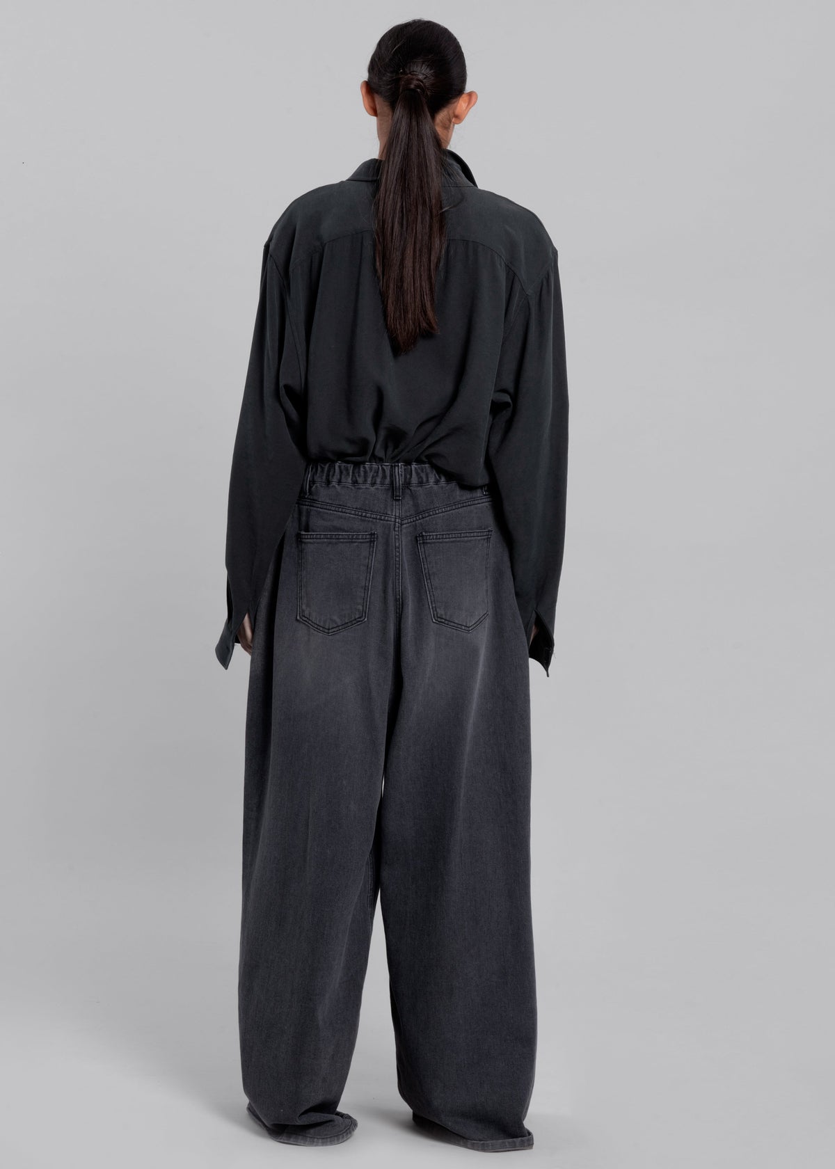 Lotta Fluid Shirt - Charcoal – view 9 of 10