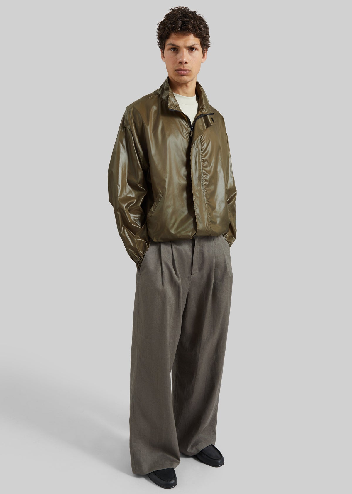 Malmore Windbreaker Jacket - Dark Olive – view 5 of 11