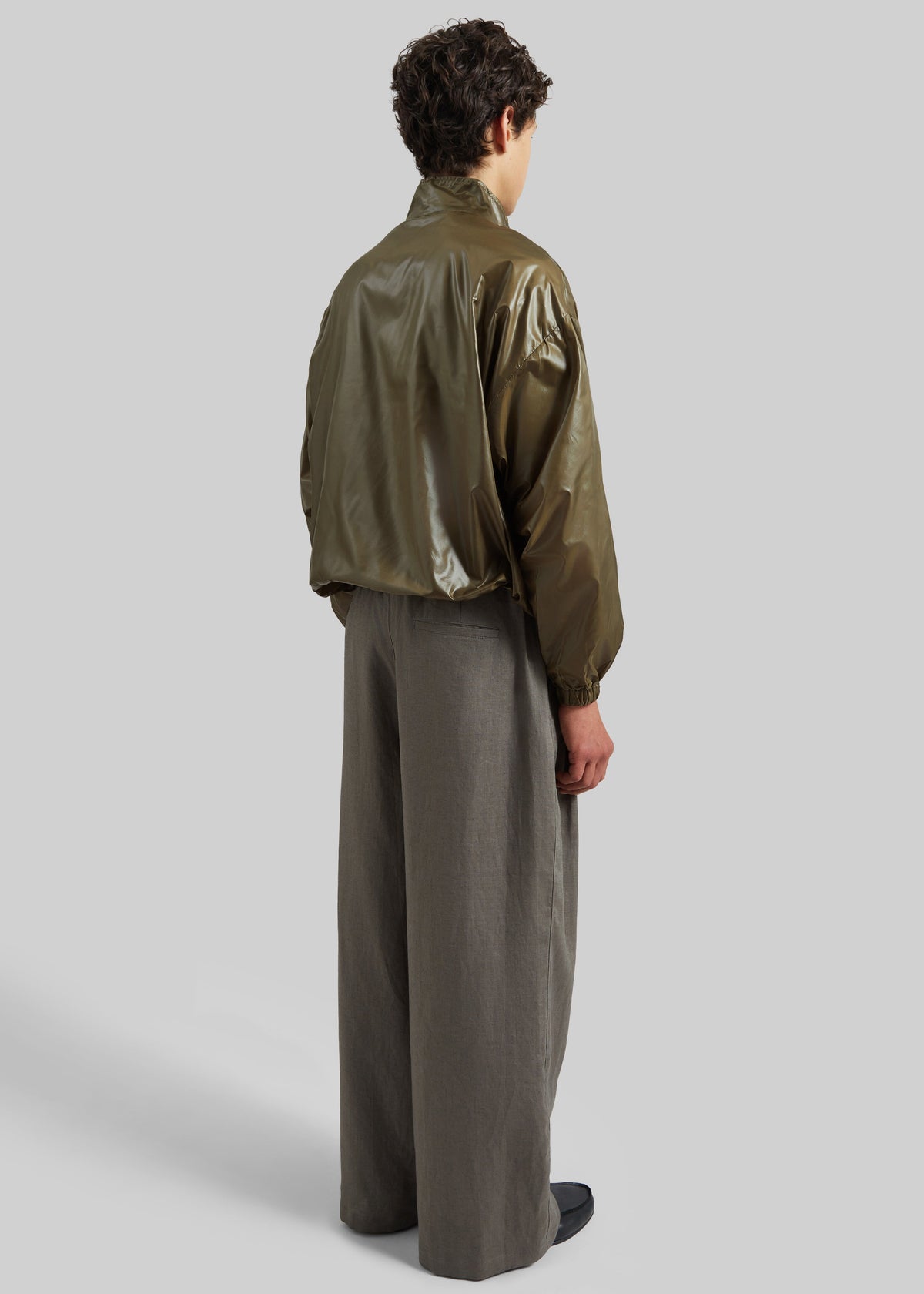 Malmore Windbreaker Jacket - Dark Olive – view 10 of 11