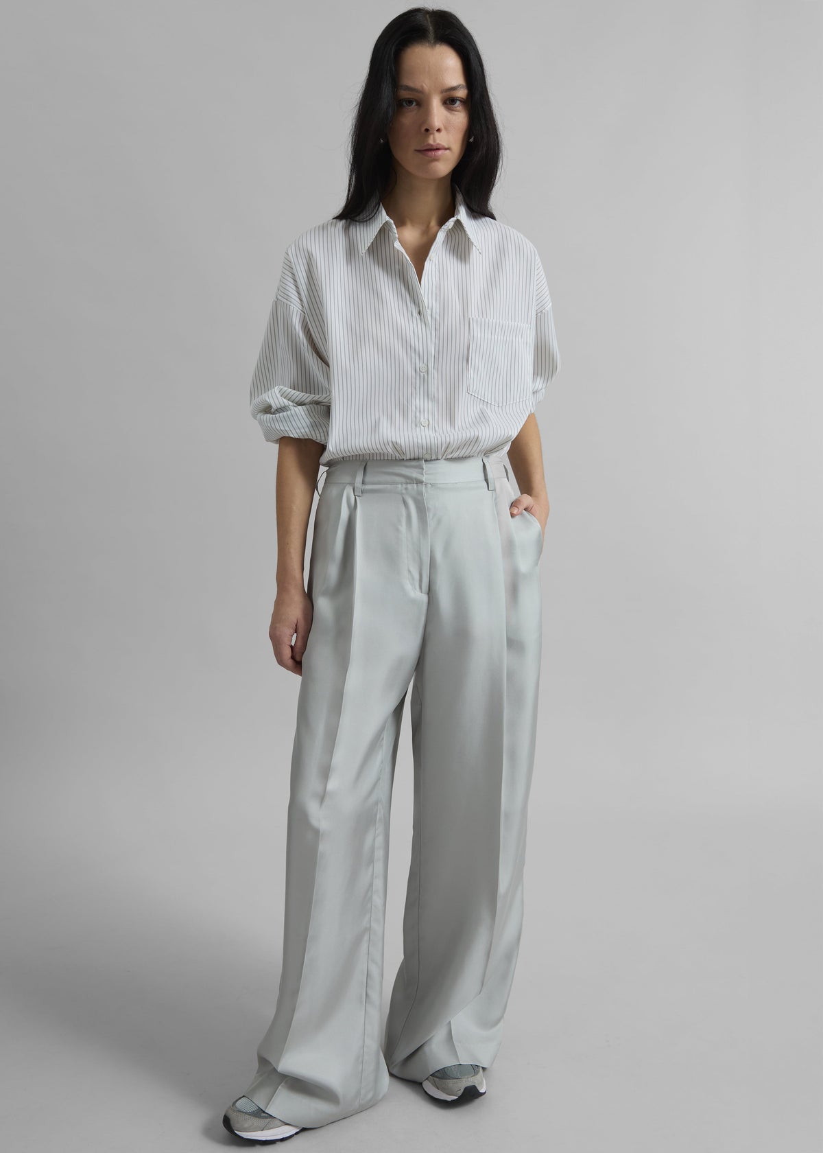 Marfa Pleated Silk Trousers - Grey – view 2 of 9