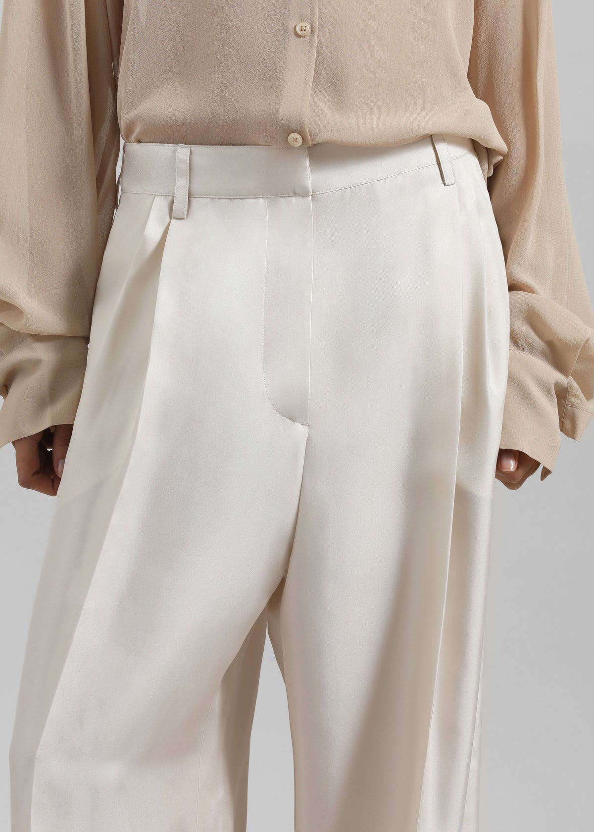 Marfa Pleated Silk Trousers - Ivory – view 3 of 7