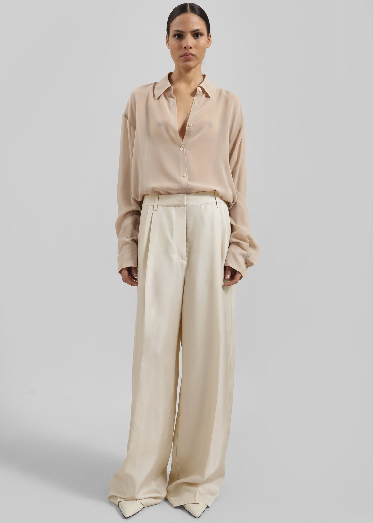 Marfa Pleated Silk Trousers - Light Beige – view 6 of 8