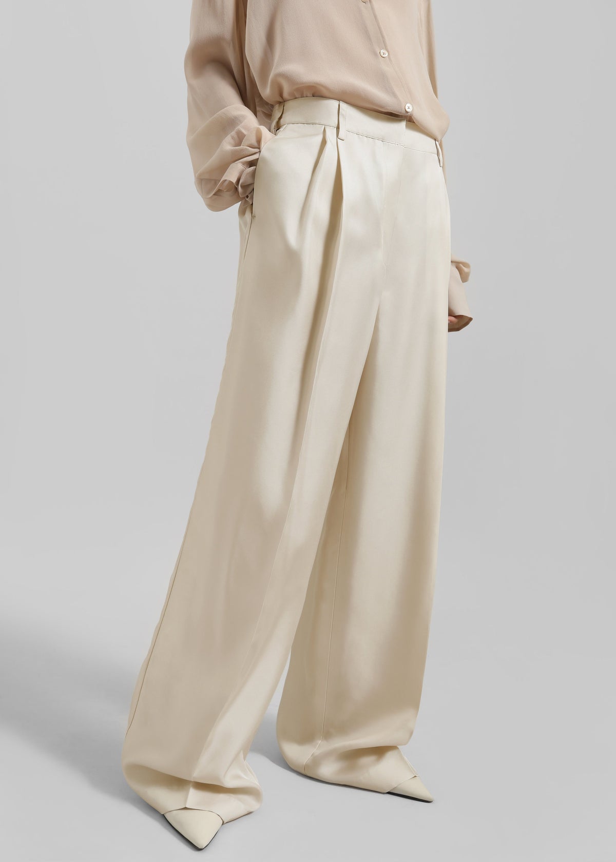 Marfa Pleated Silk Trousers - Light Beige – view 1 of 8