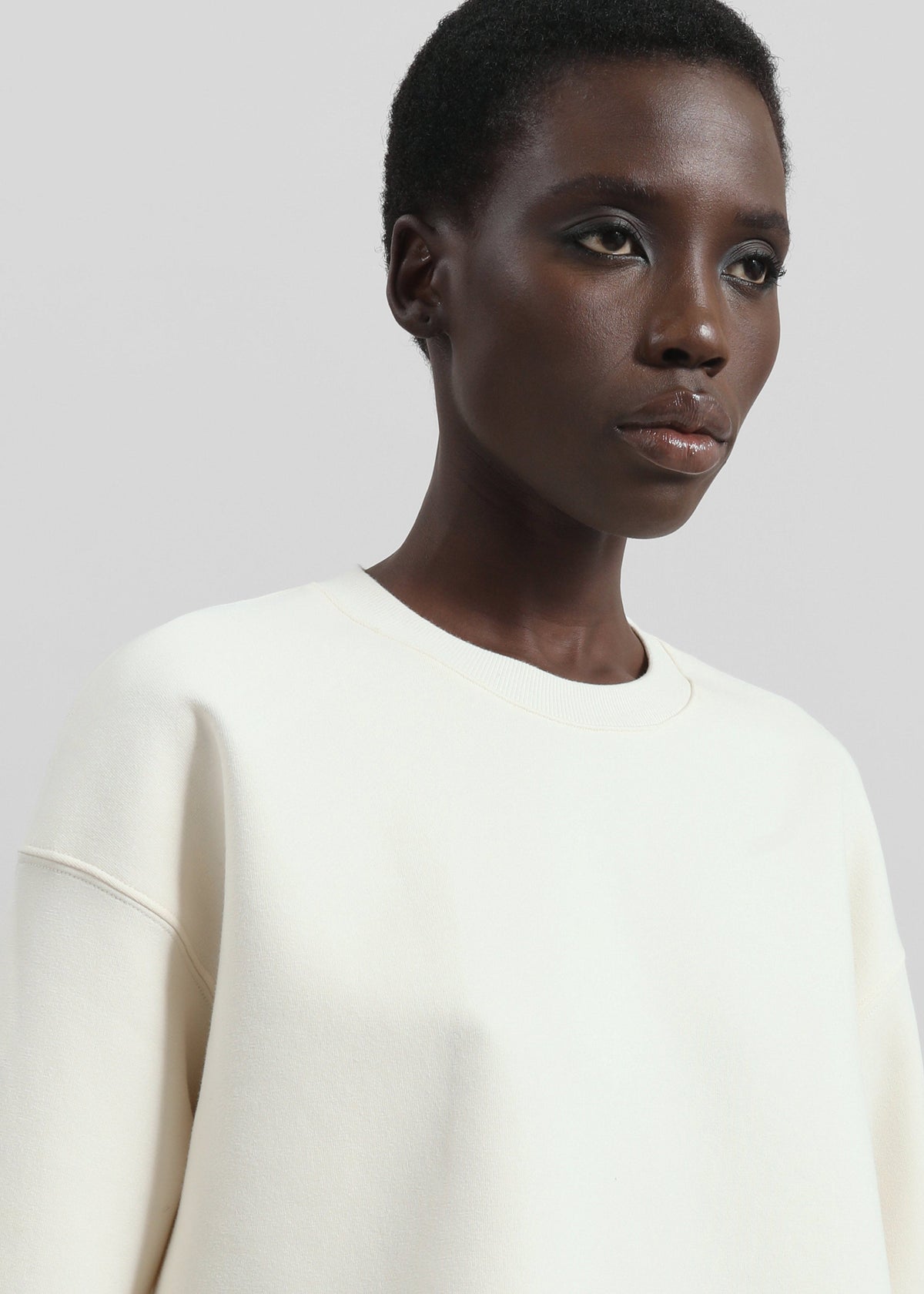 Melor Oversized T-Shirt - Cream – view 5 of 7