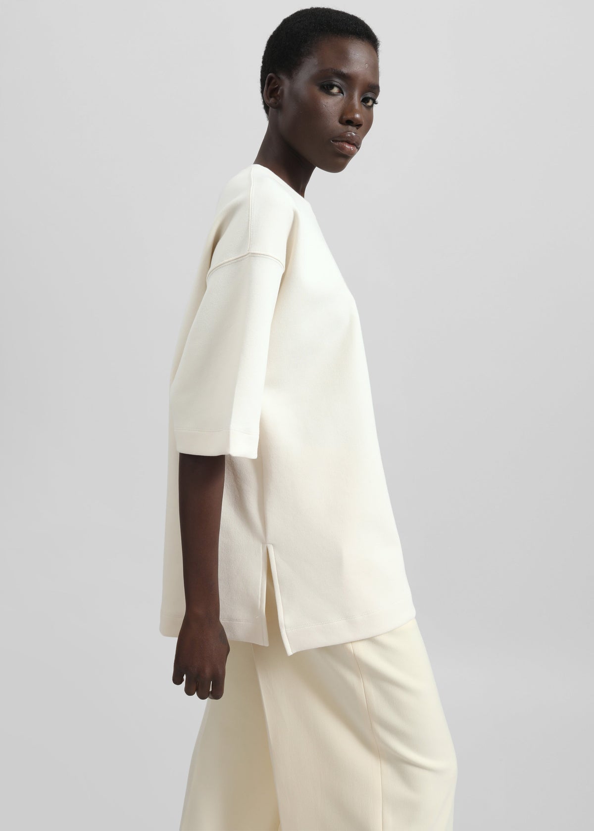 Melor Oversized T-Shirt - Cream – view 2 of 7