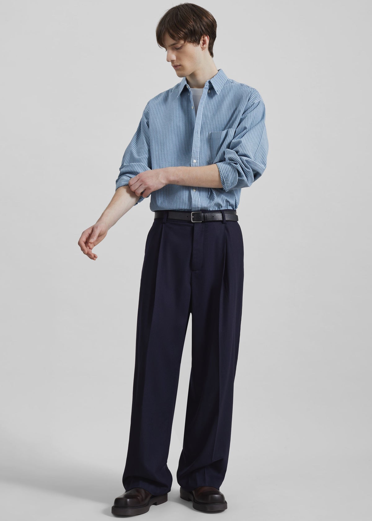 Milton Flannel Trousers - Navy – view 2 of 10