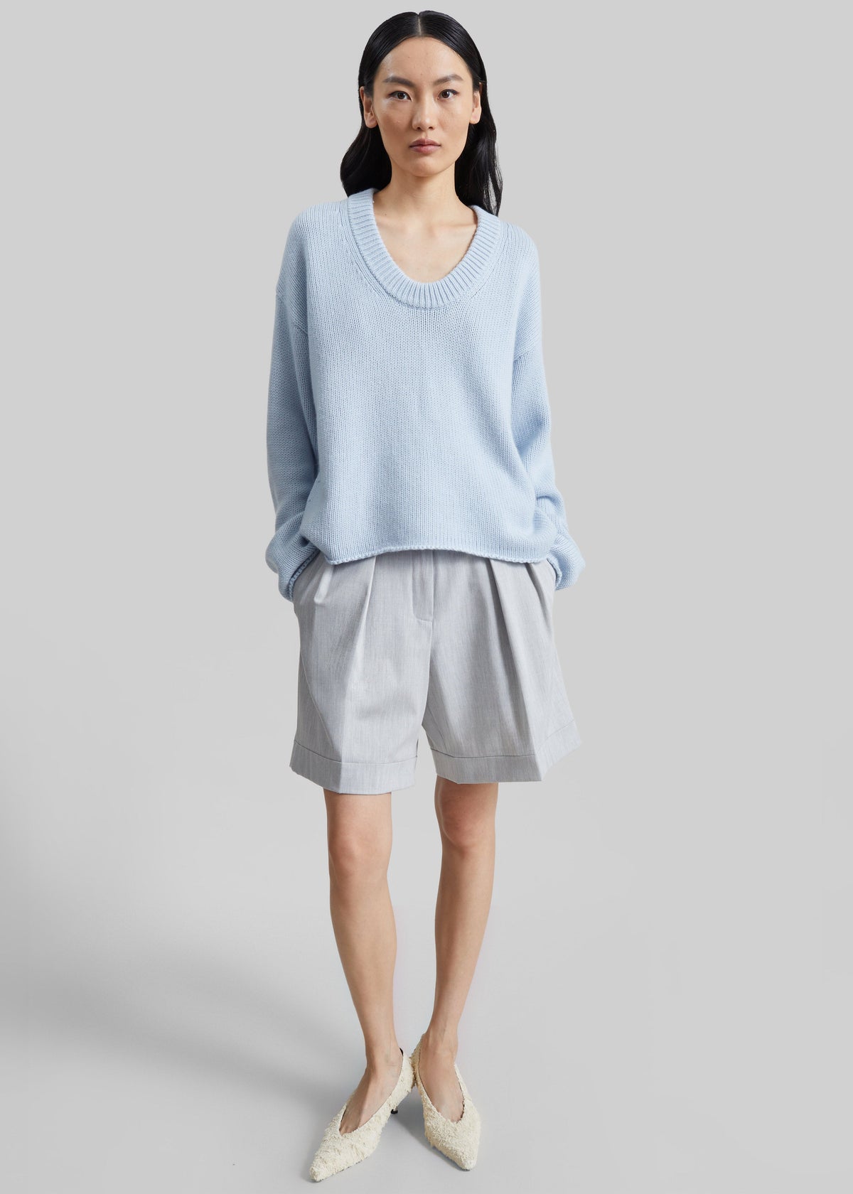Mirbel Pleated Shorts - Light Grey – view 1 of 9