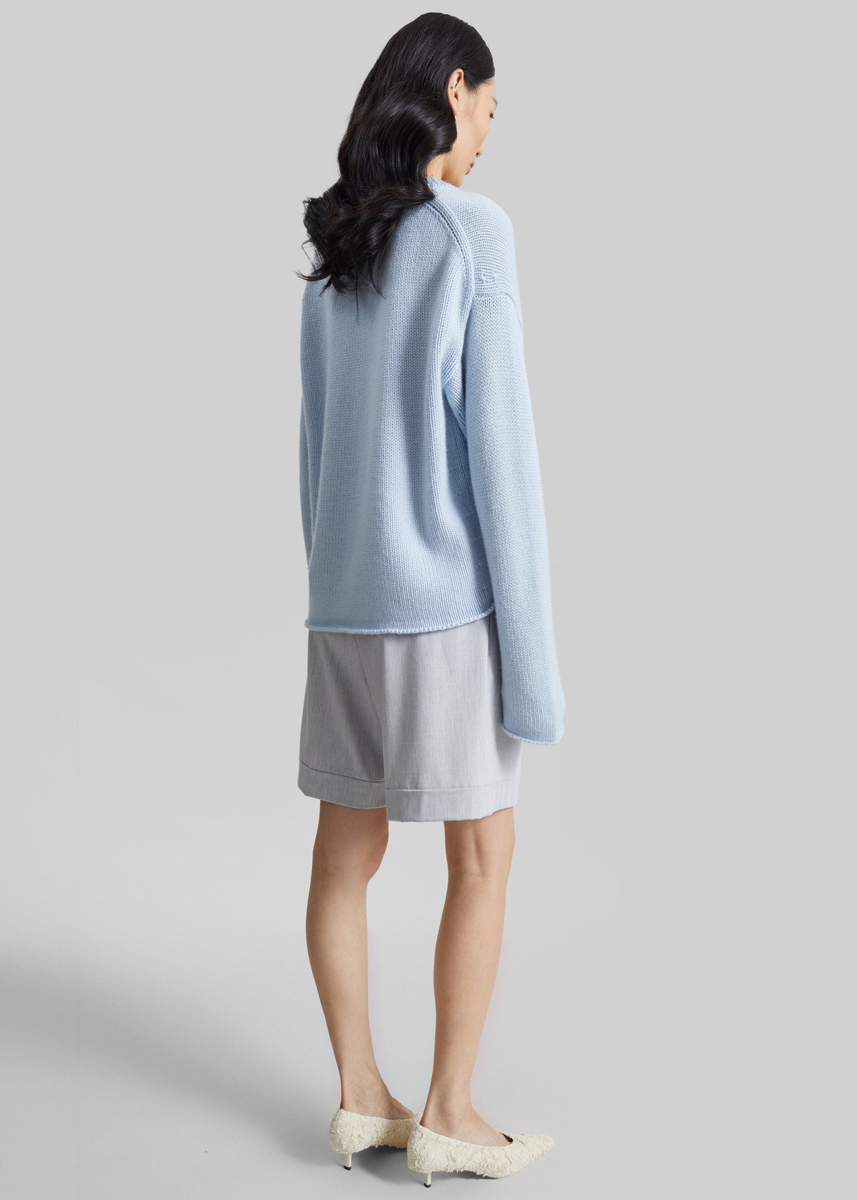 Mirbel Pleated Shorts - Light Grey – view 8 of 9