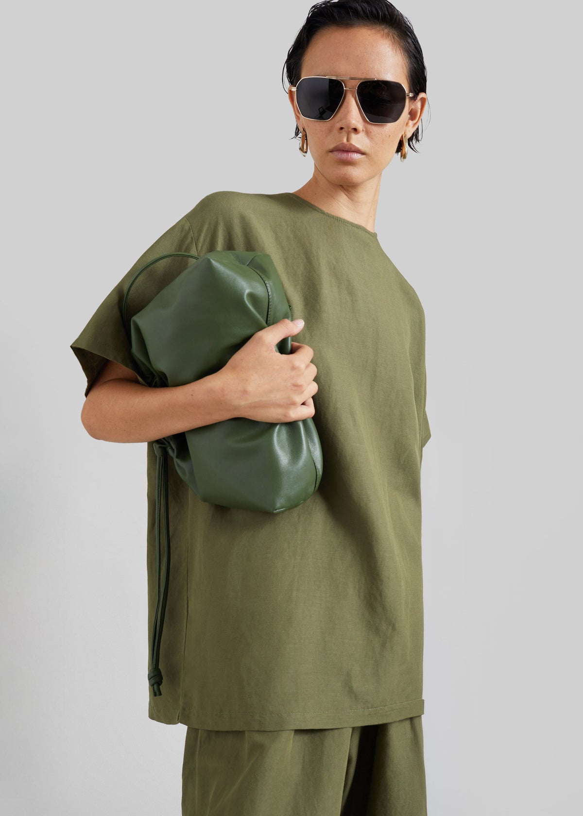Morat Linen Back Button Top - Olive – view 4 of 8