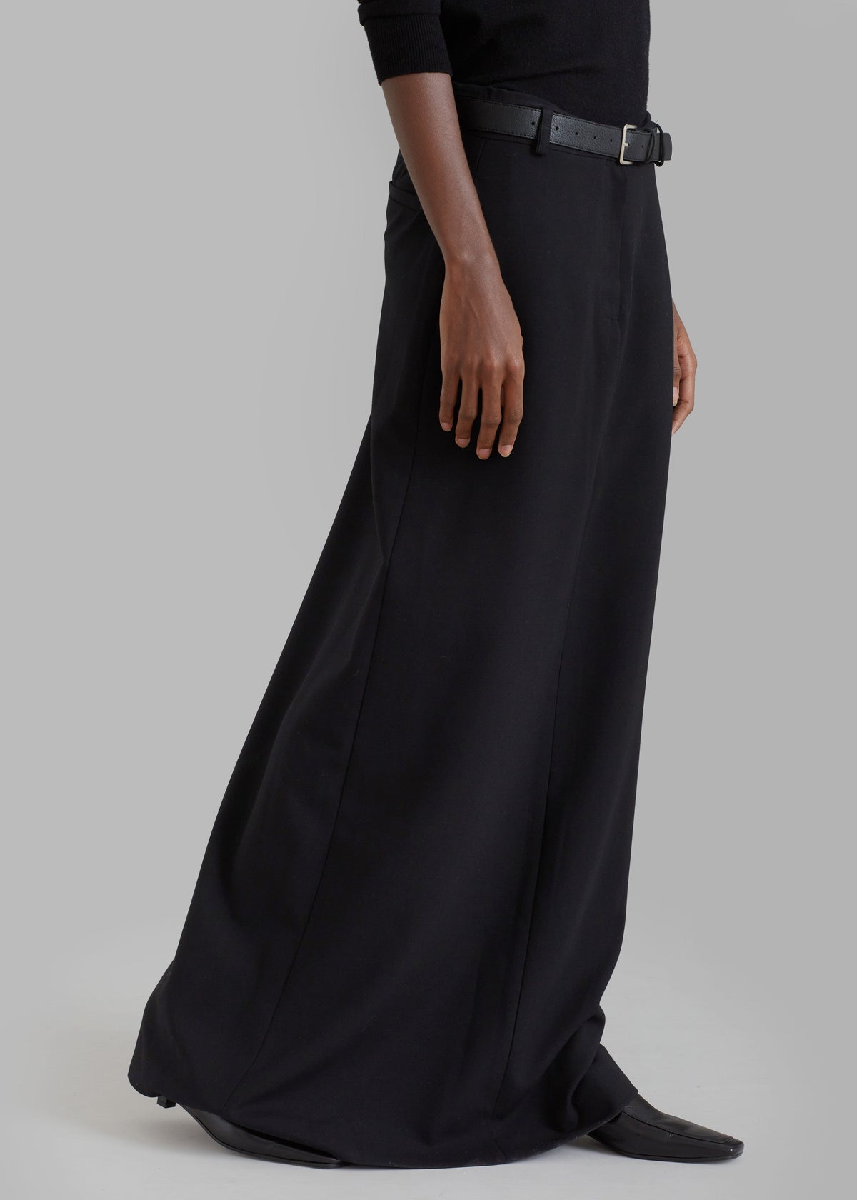 Malvo Long Pencil Skirt - Black – view 10 of 12
