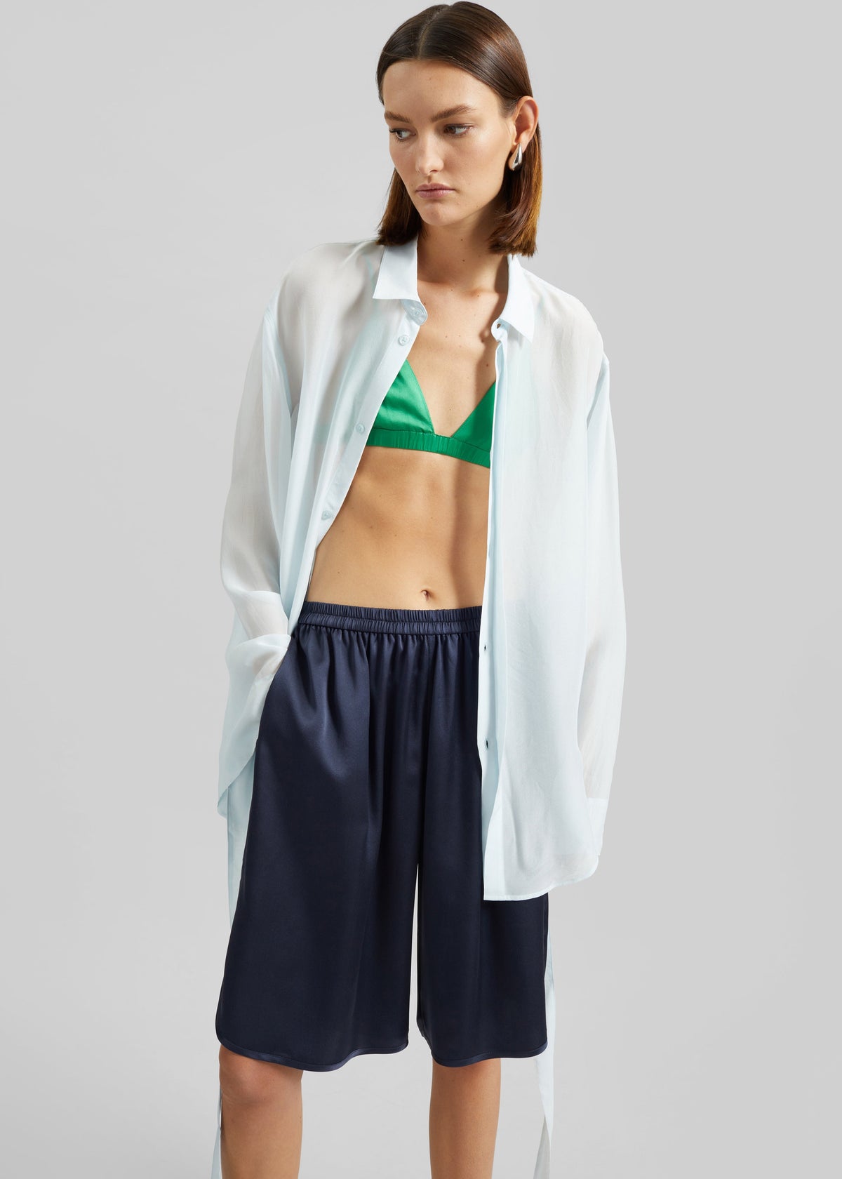 Nelis Silk Bermuda Shorts - Navy – view 1 of 1