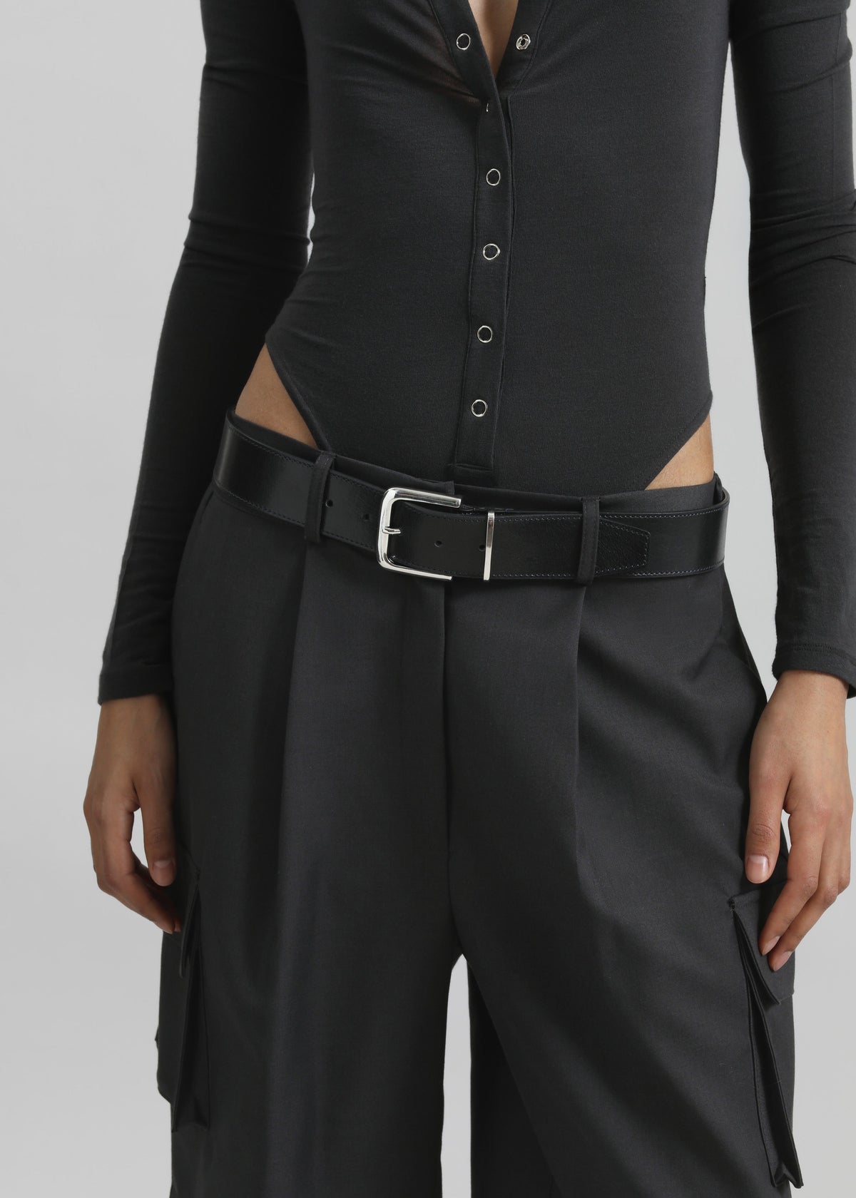 Nersac Cargo Bermuda Shorts - Charcoal – view 4 of 8