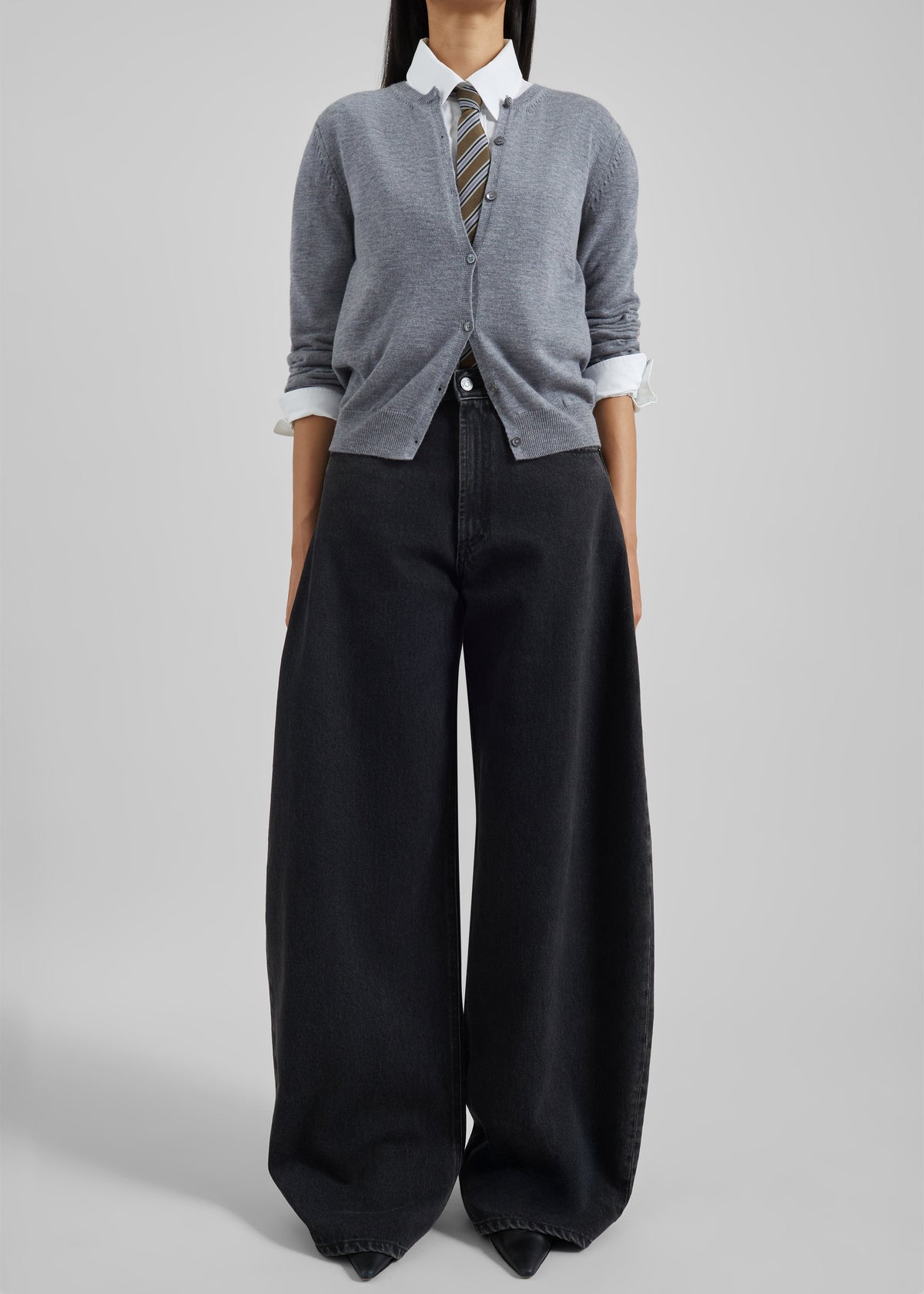Nick Barrel Leg Jeans - Black Wash – view 4 of 6