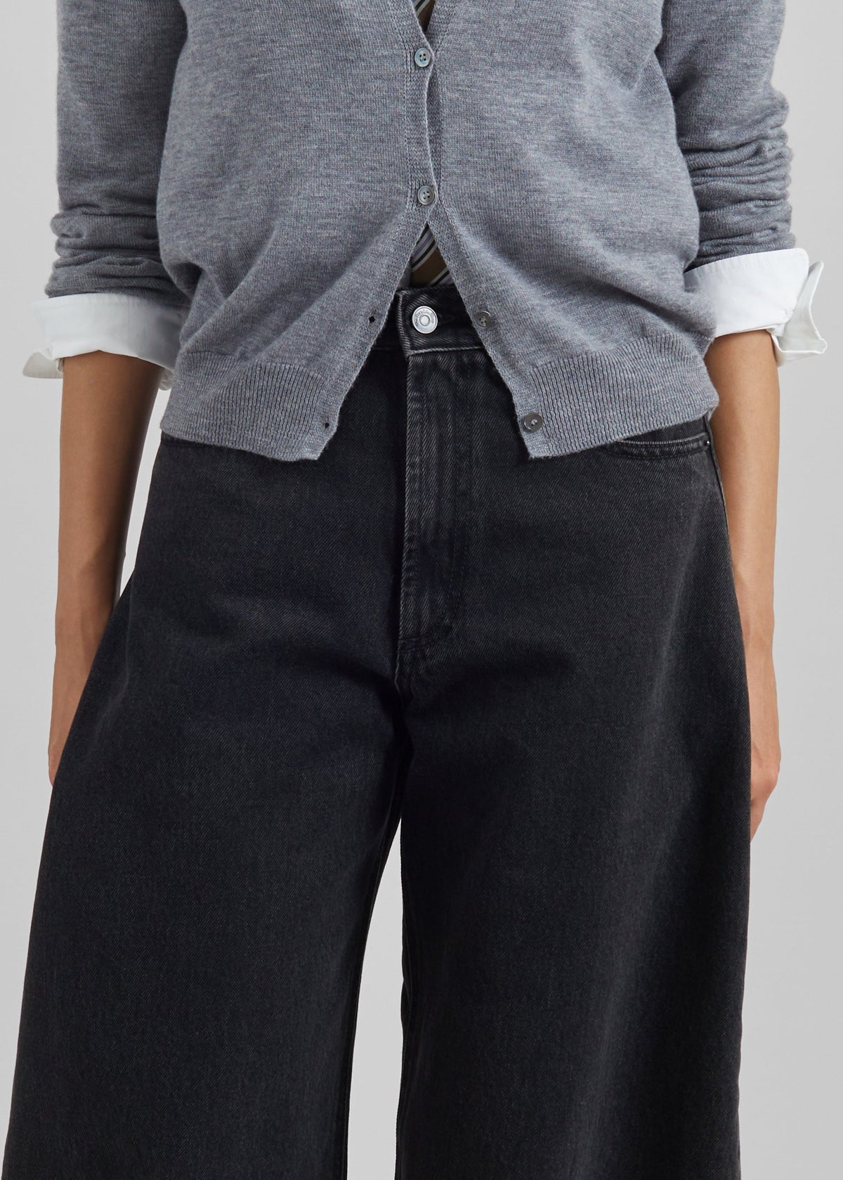 Nick Barrel Leg Jeans - Black Wash – view 3 of 6