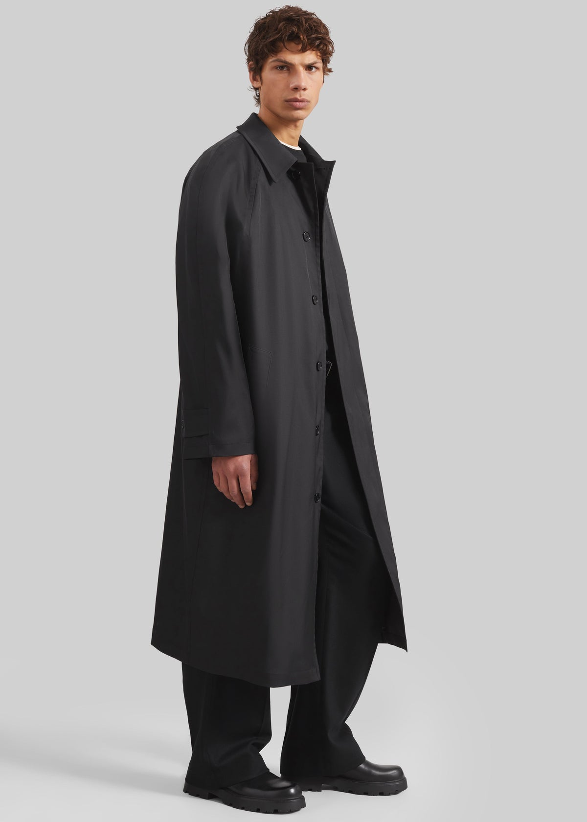 Nils Raglan Sleeve Trench Coat - Black – view 4 of 9