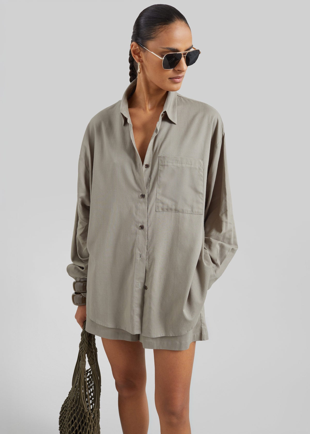 Noja Fluid Shirt - Pale Olive – view 2 of 8