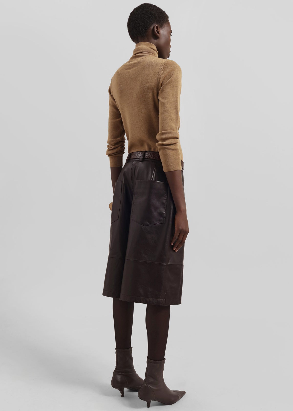 Olivia Leather Bermuda Shorts - Dark Brown – view 10 of 11