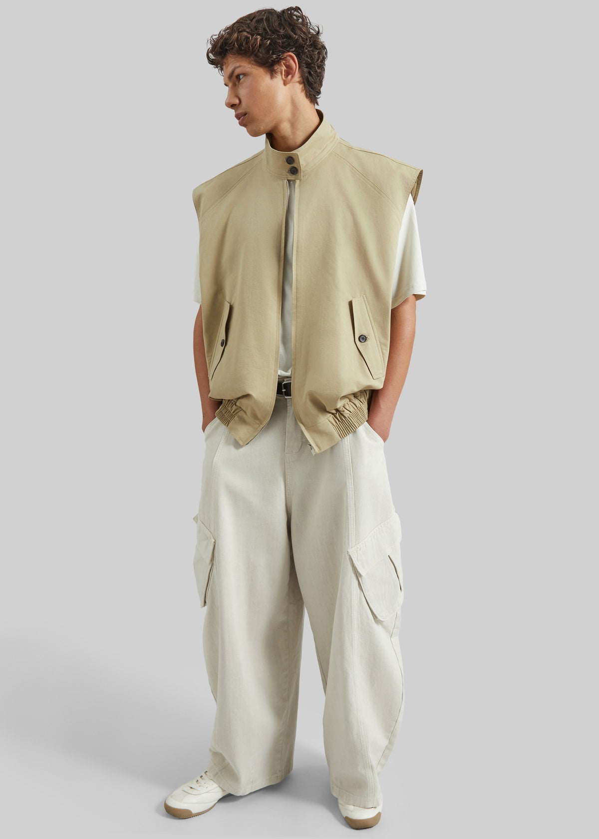 Oltrano Sleeveless Jacket - Beige – view 6 of 11