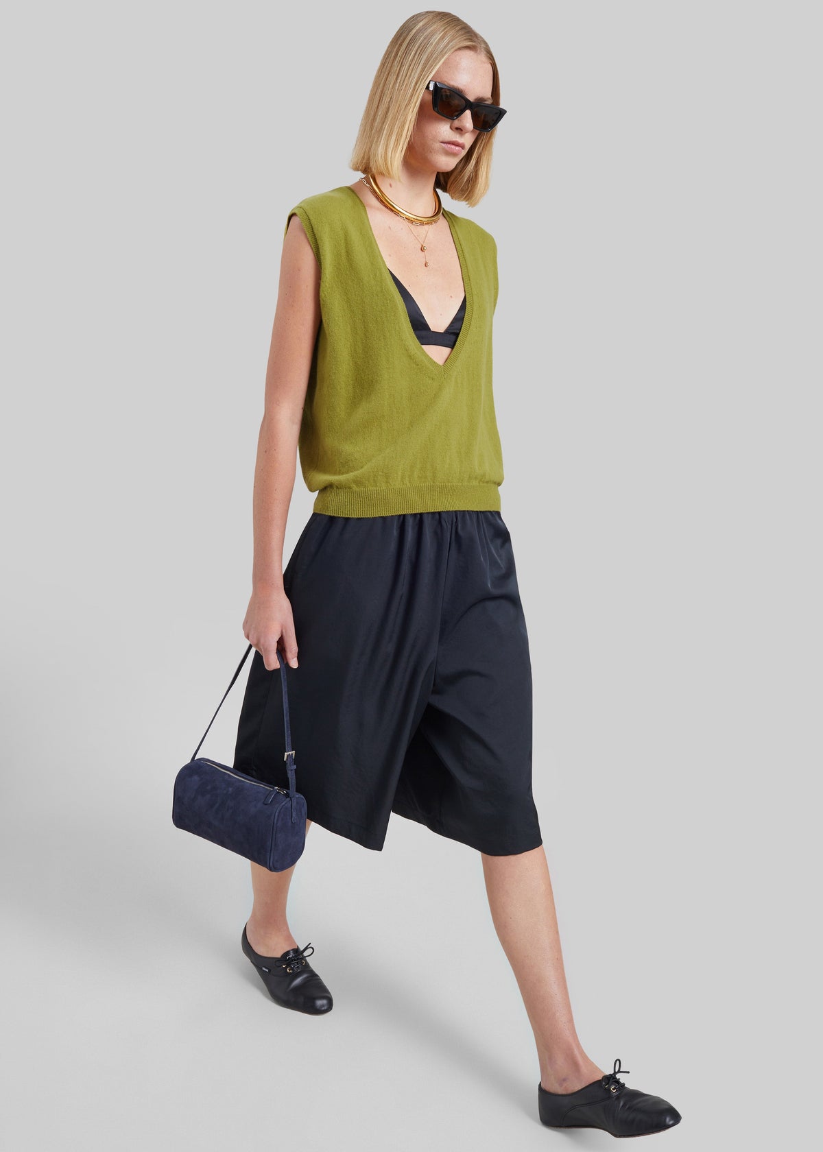 Olyne Satin Wide Bermuda Shorts - Black – view 1 of 8