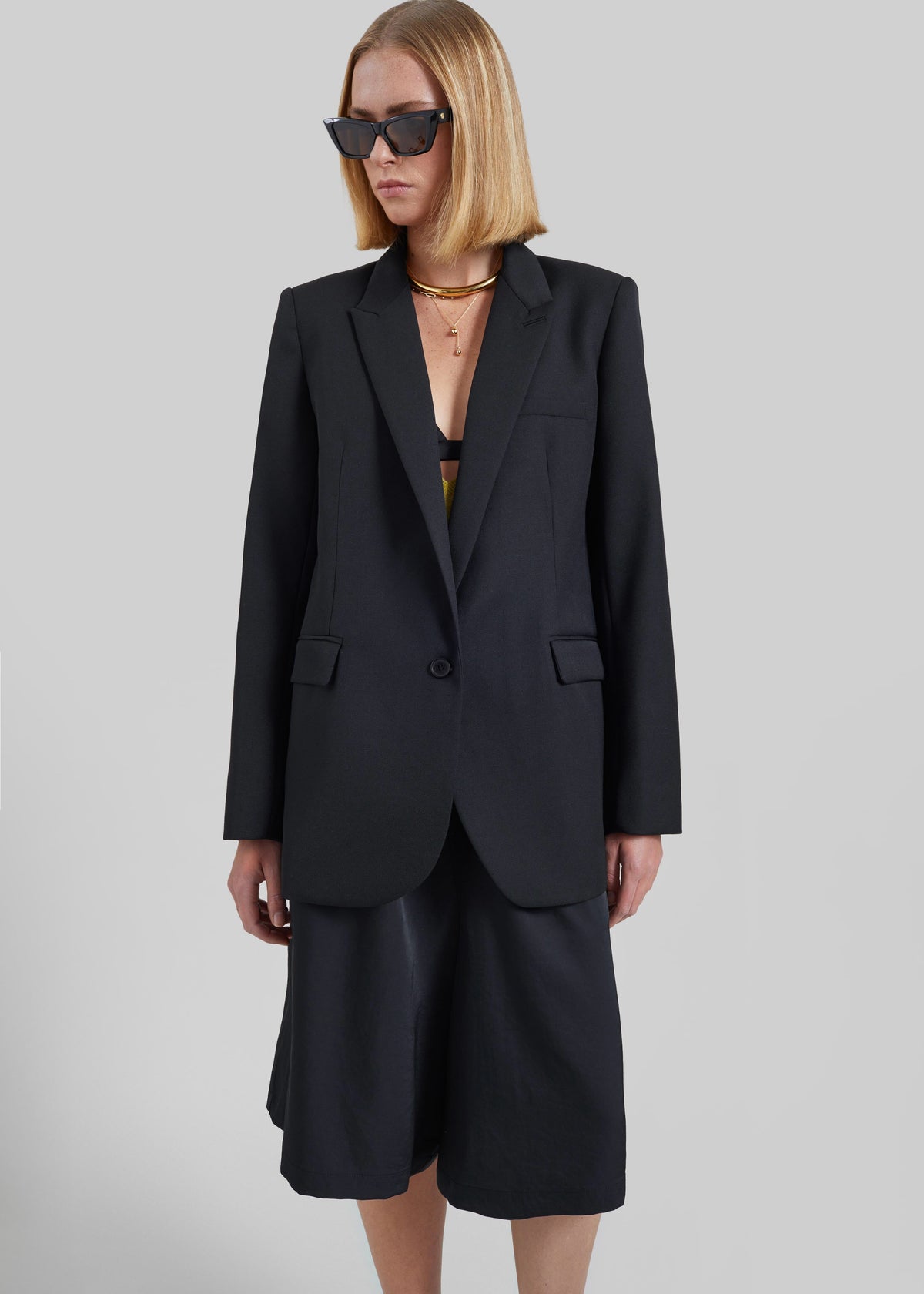Olyne Satin Wide Bermuda Shorts - Black – view 5 of 8