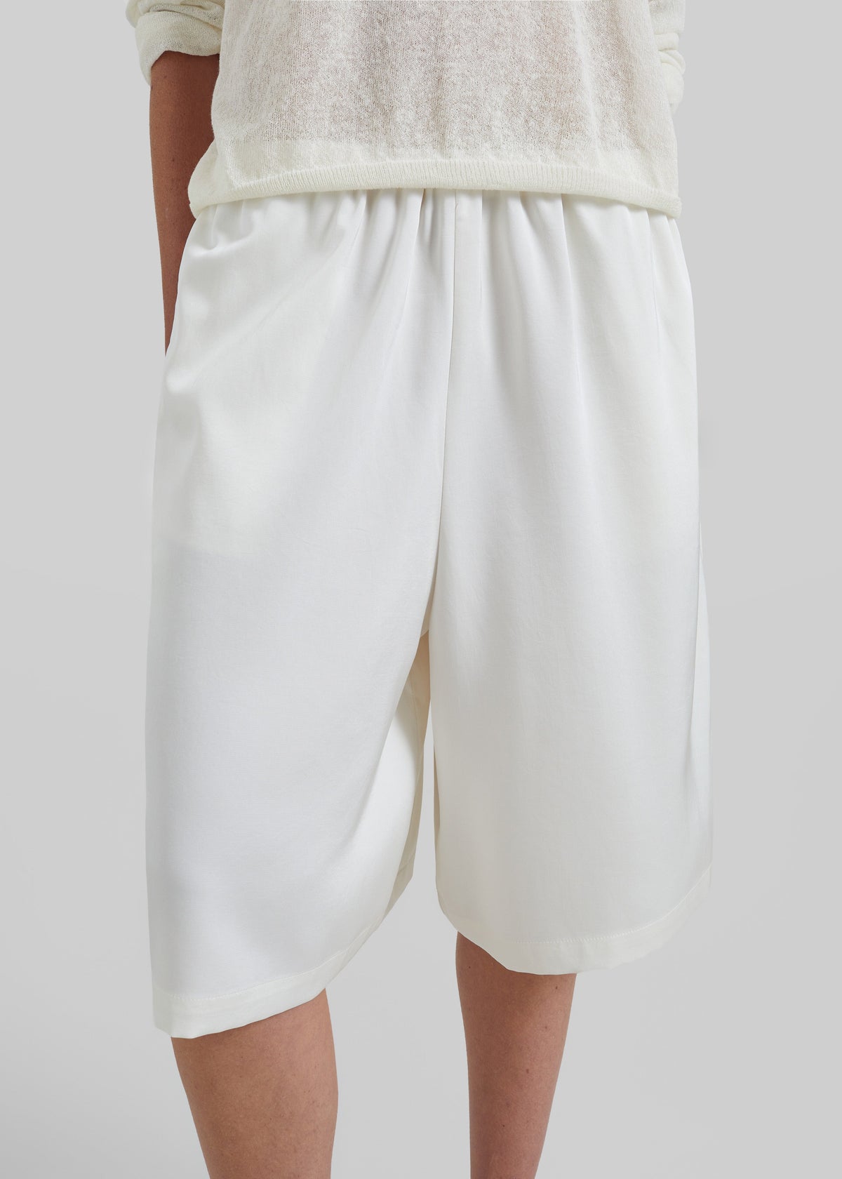 Olyne Satin Wide Bermuda Shorts - Ivory – view 4 of 7