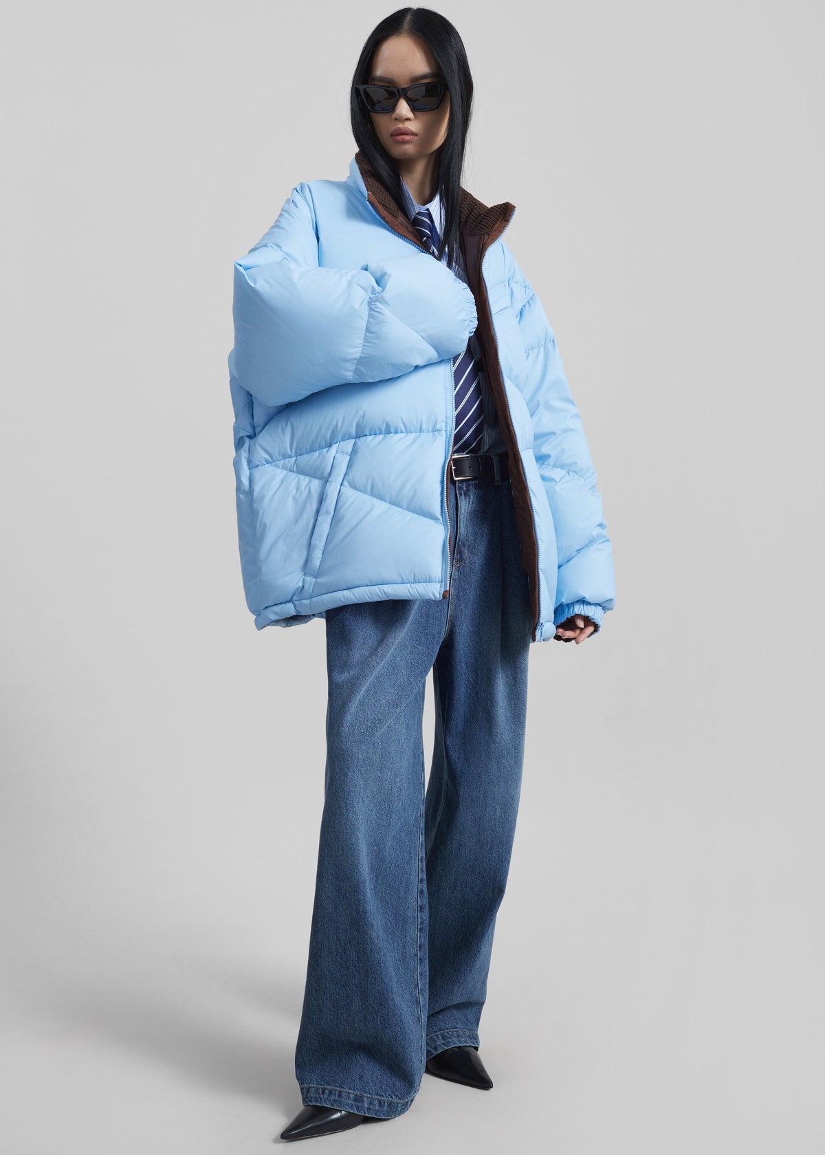 Orino Oversized Puffer Jacket - Blue – view 5 of 9