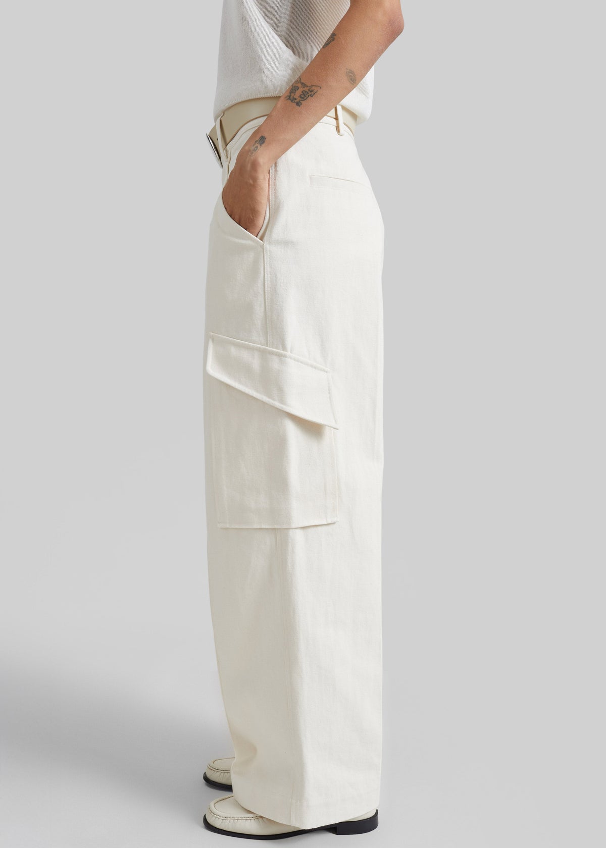 Oslo Cotton Cargo Pants - Beige – view 7 of 10