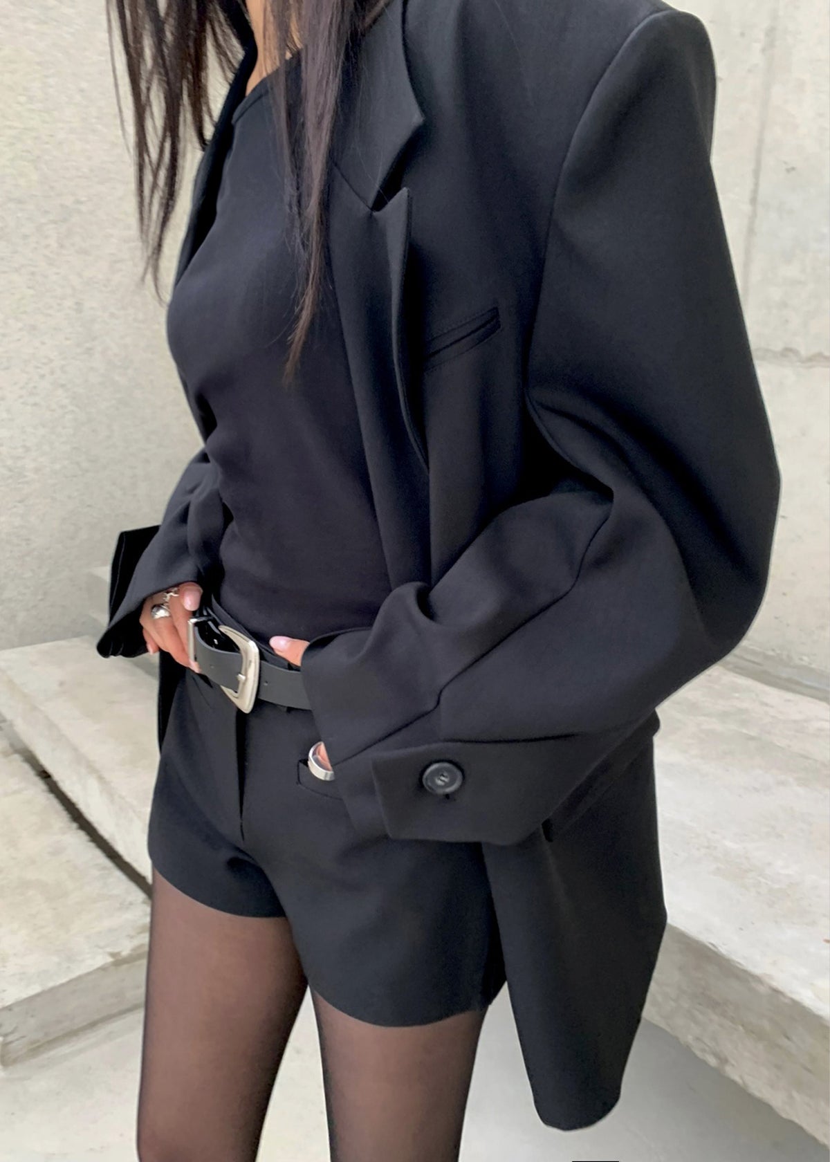 Pia Boxy Blazer - Black – view 2 of 12