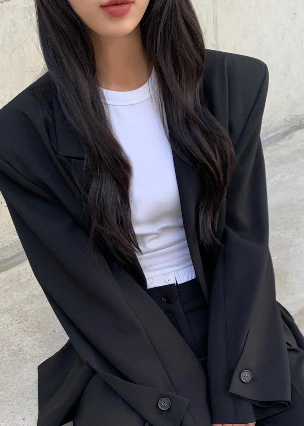 Pia Boxy Blazer - Black – view 11 of 12