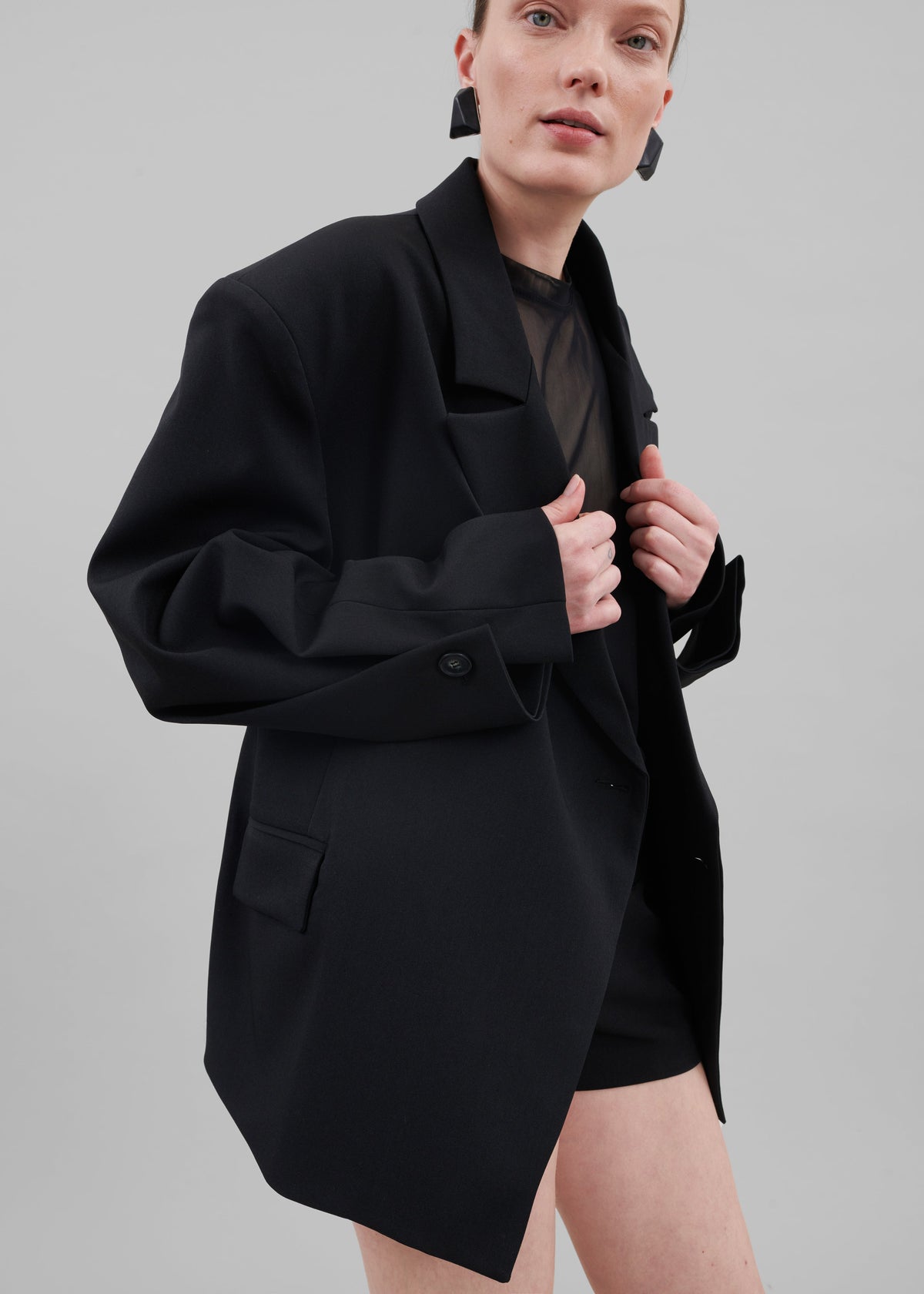 Pia Boxy Blazer - Black – view 9 of 12