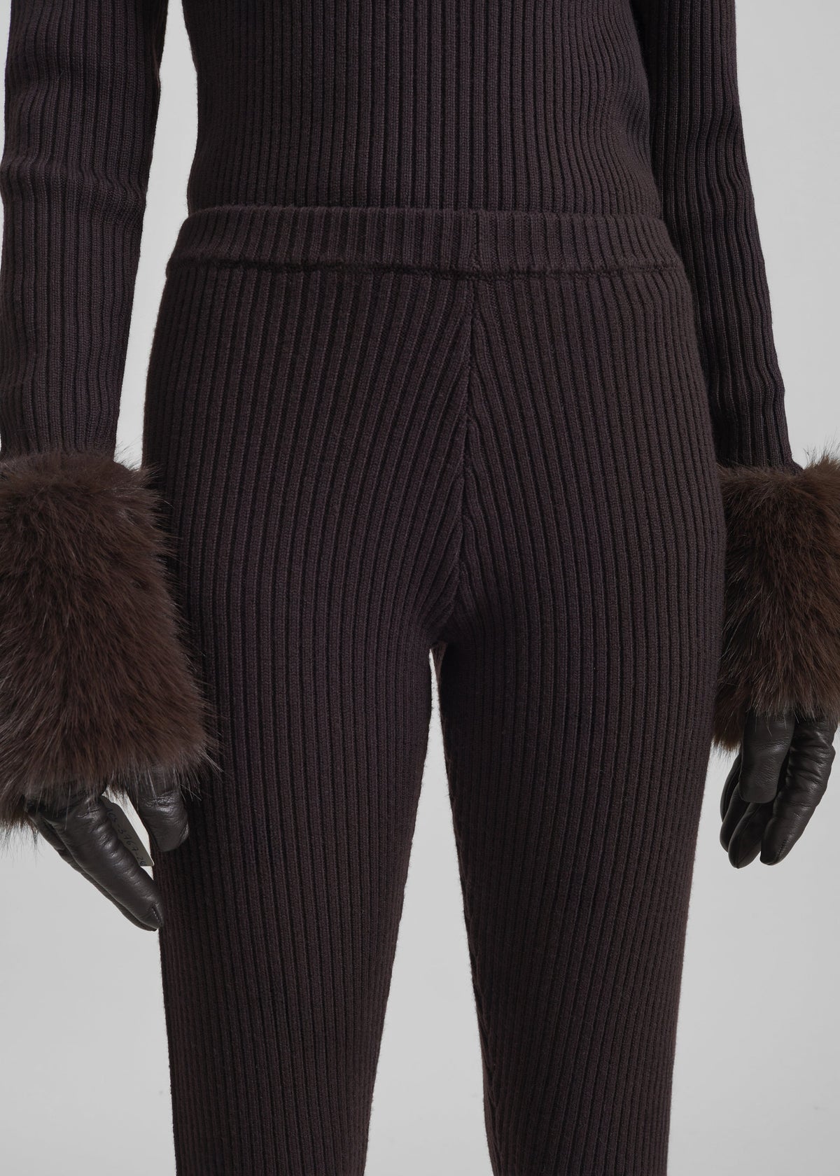 Piuma Knit Stirrup Leggings - Brown – view 5 of 11