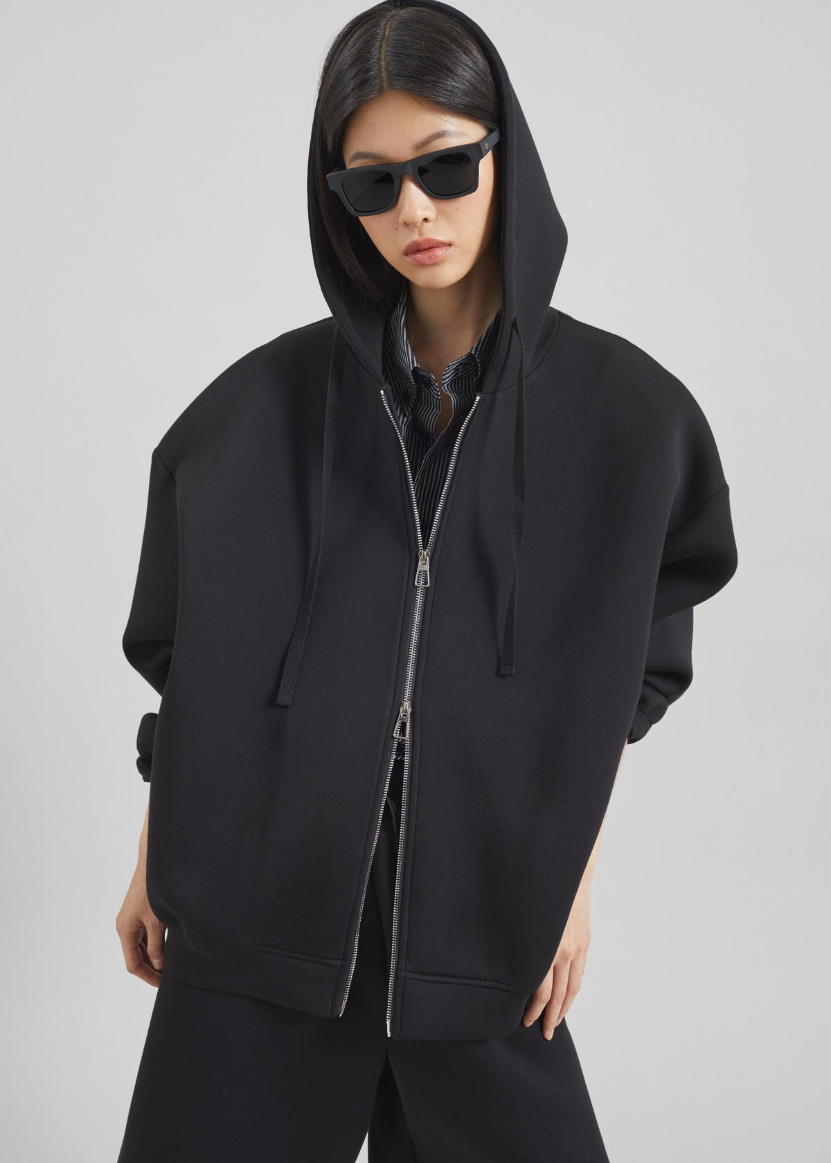 Rian Oversized Hoodie - Black – view 5 of 9