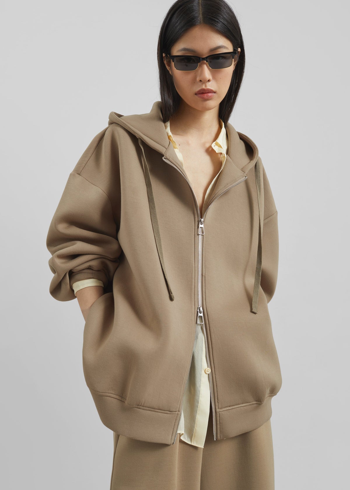 Rian Oversized Hoodie - Camel – view 2 of 10