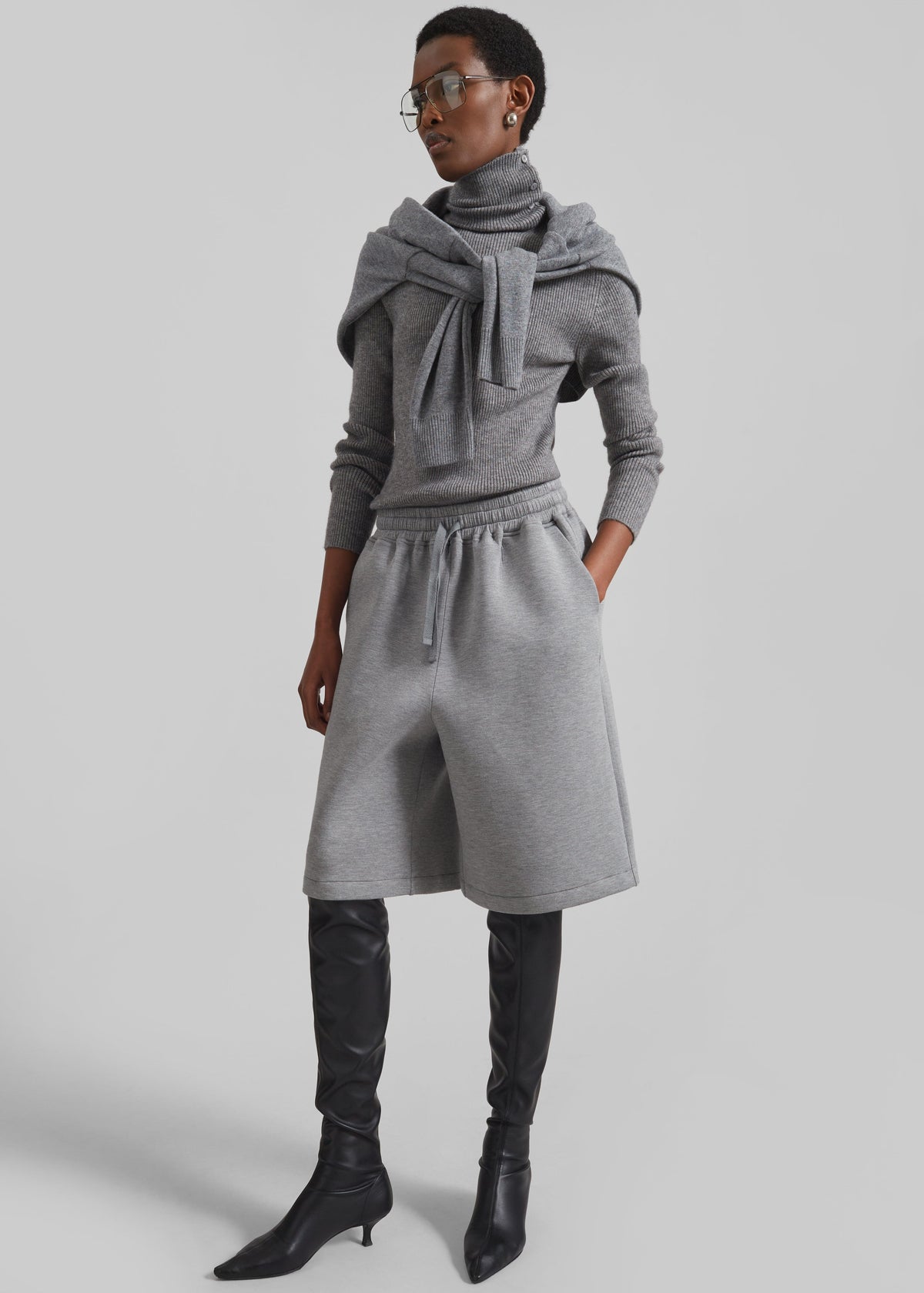 Rian Sweatshorts - Grey – view 1 of 9