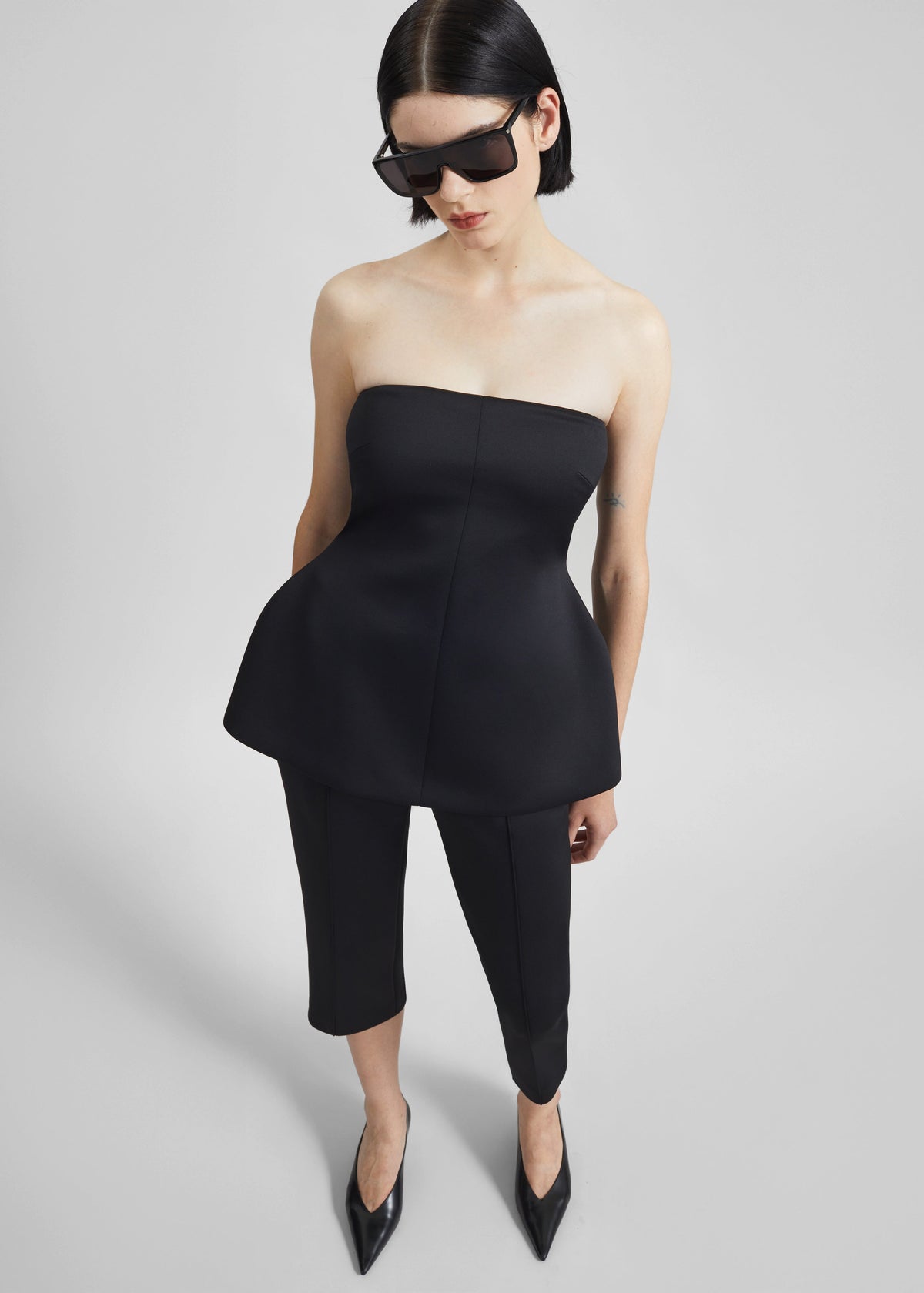 Rivoli Hourglass Top - Black – view 1 of 7