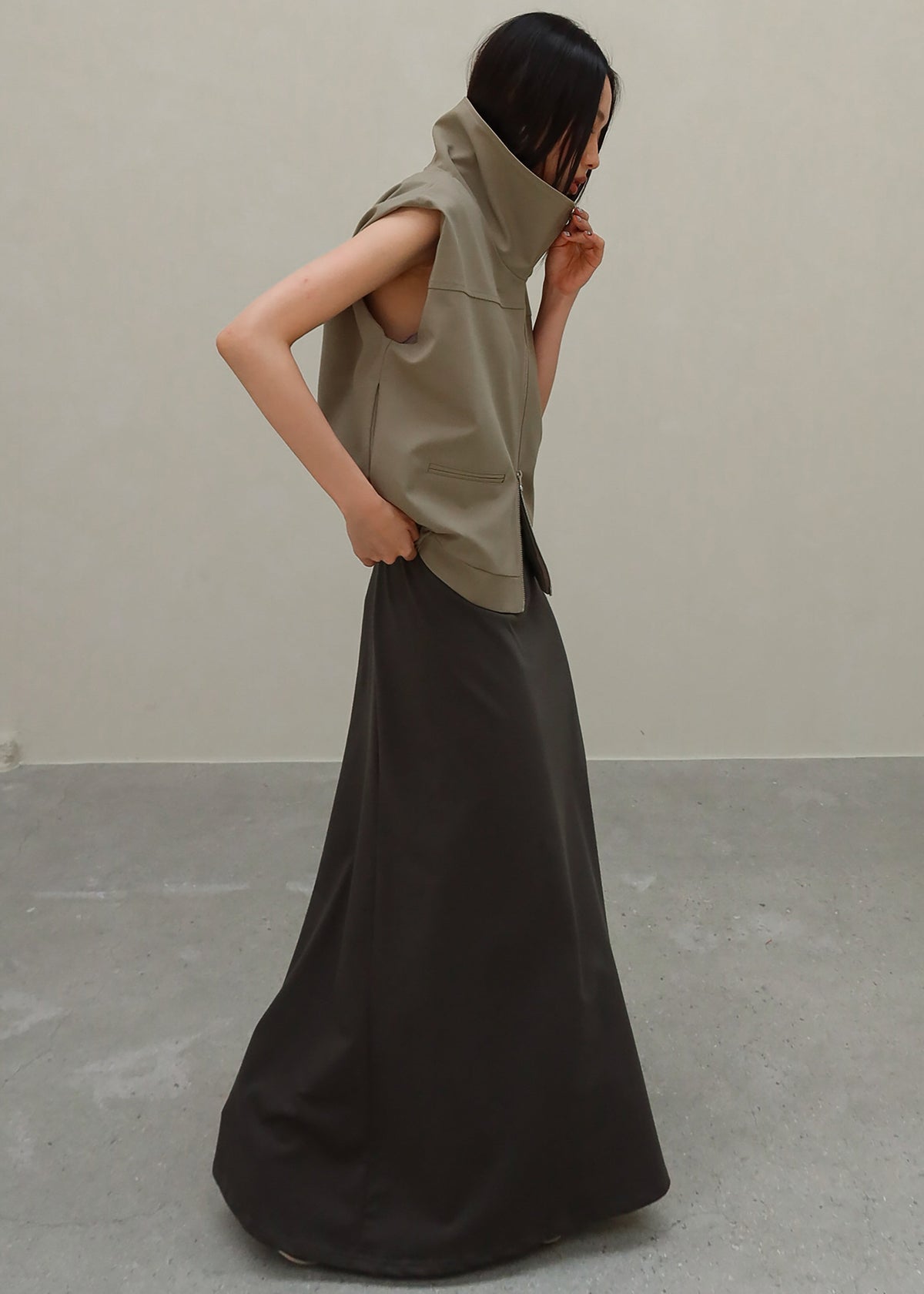 Rove Sleeveless Bomber Jacket - Olive – view 3 of 9