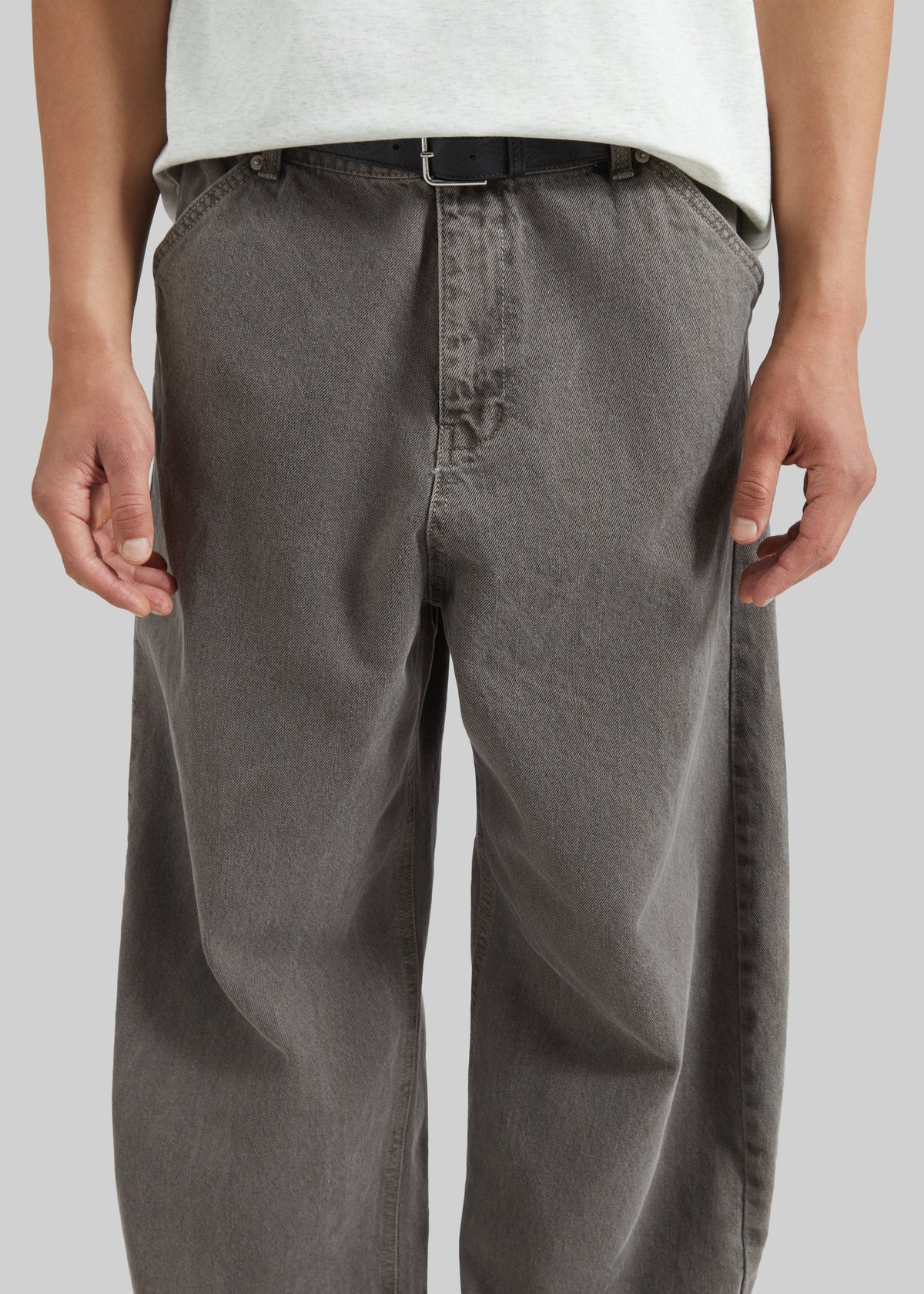 Salino Barrel Leg Jeans - Grey Wash – view 5 of 7