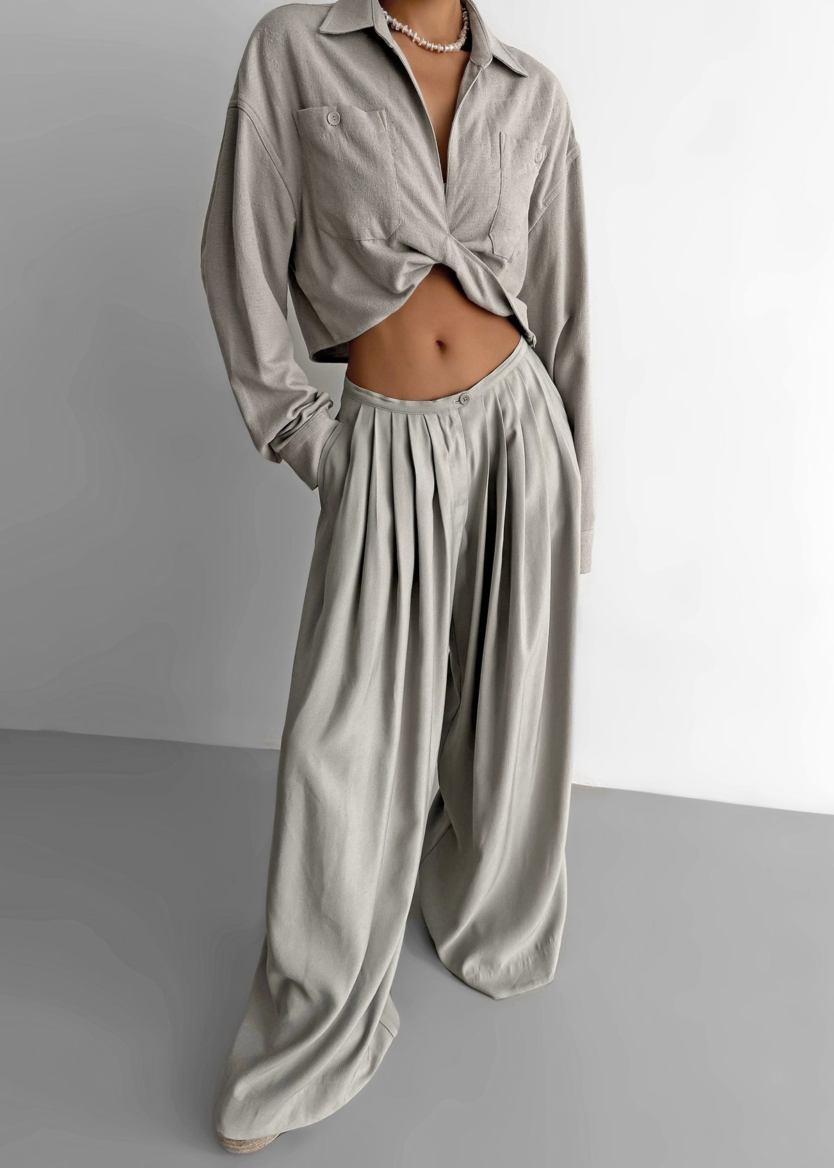 Sloane Wide Leg Trousers - Grey – view 1 of 14
