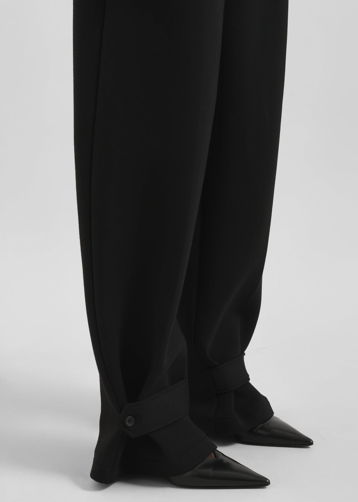 Sorelle Sweatpants - Black – view 3 of 8