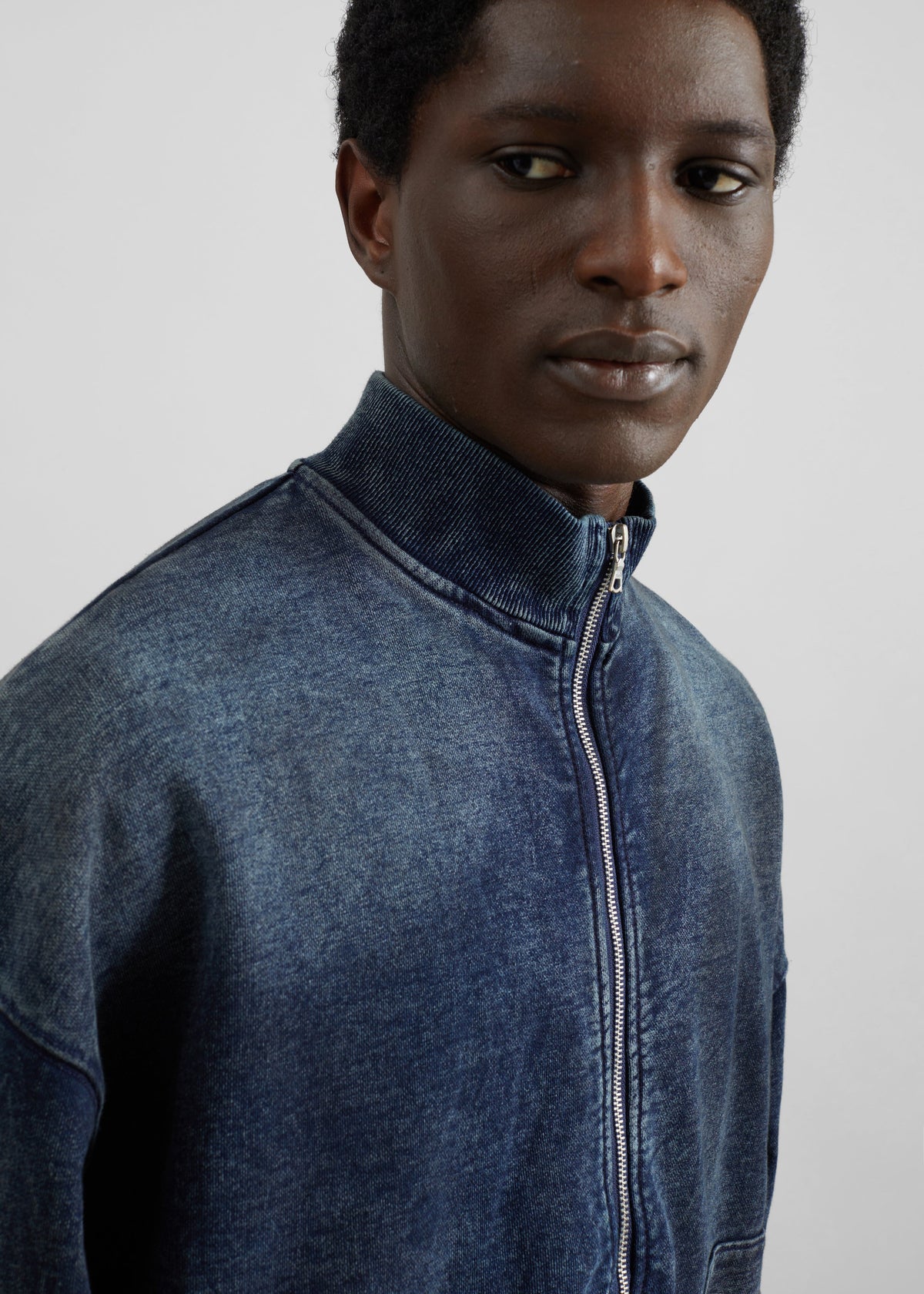 Stamford Zip-Up Jacket - Medium Wash – view 3 of 7