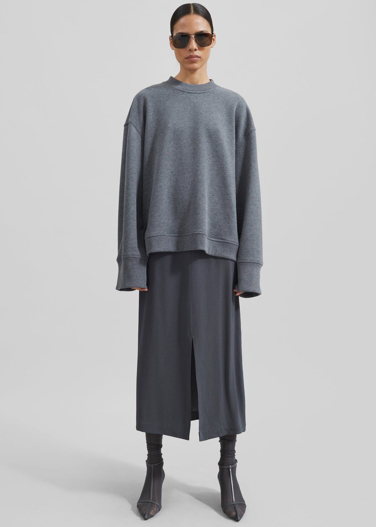 Talia Sweatshirt - Dark Grey – view 7 of 12