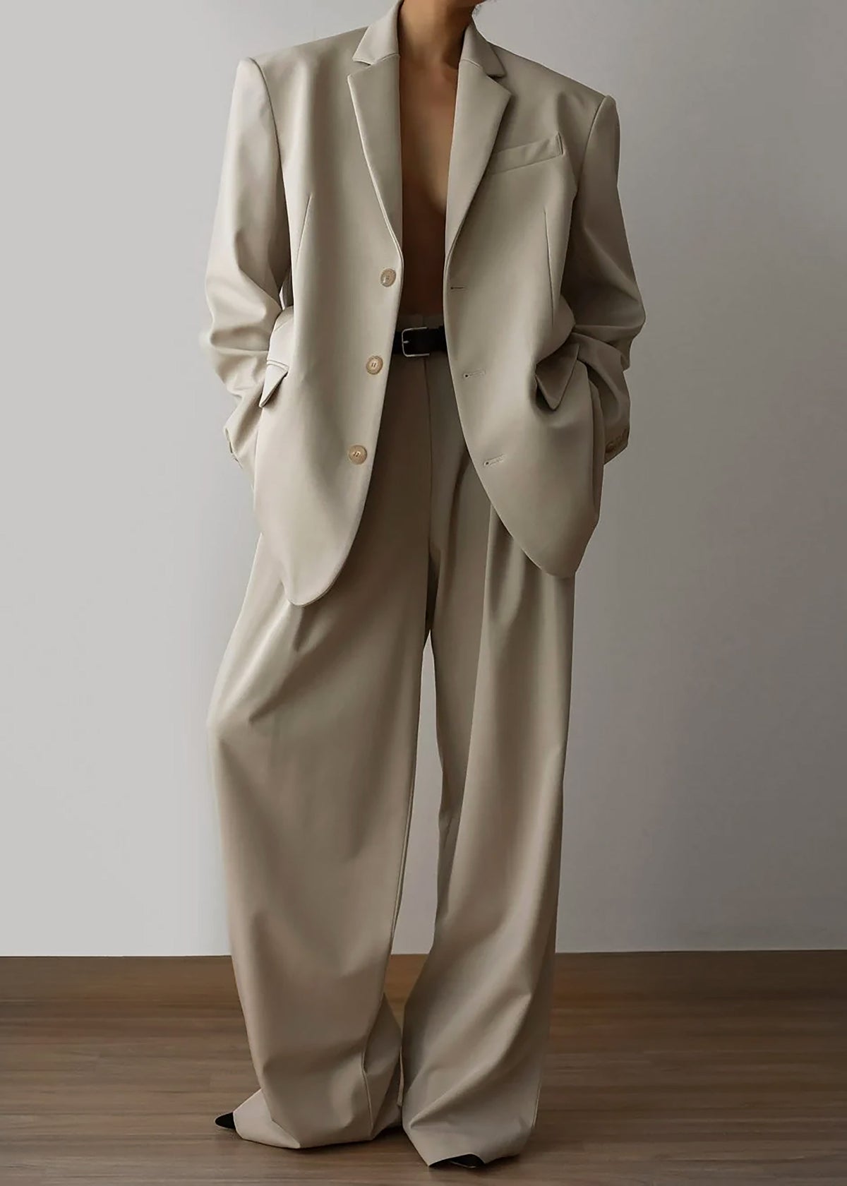 Tansy Pleated Trousers - Beige – view 2 of 11