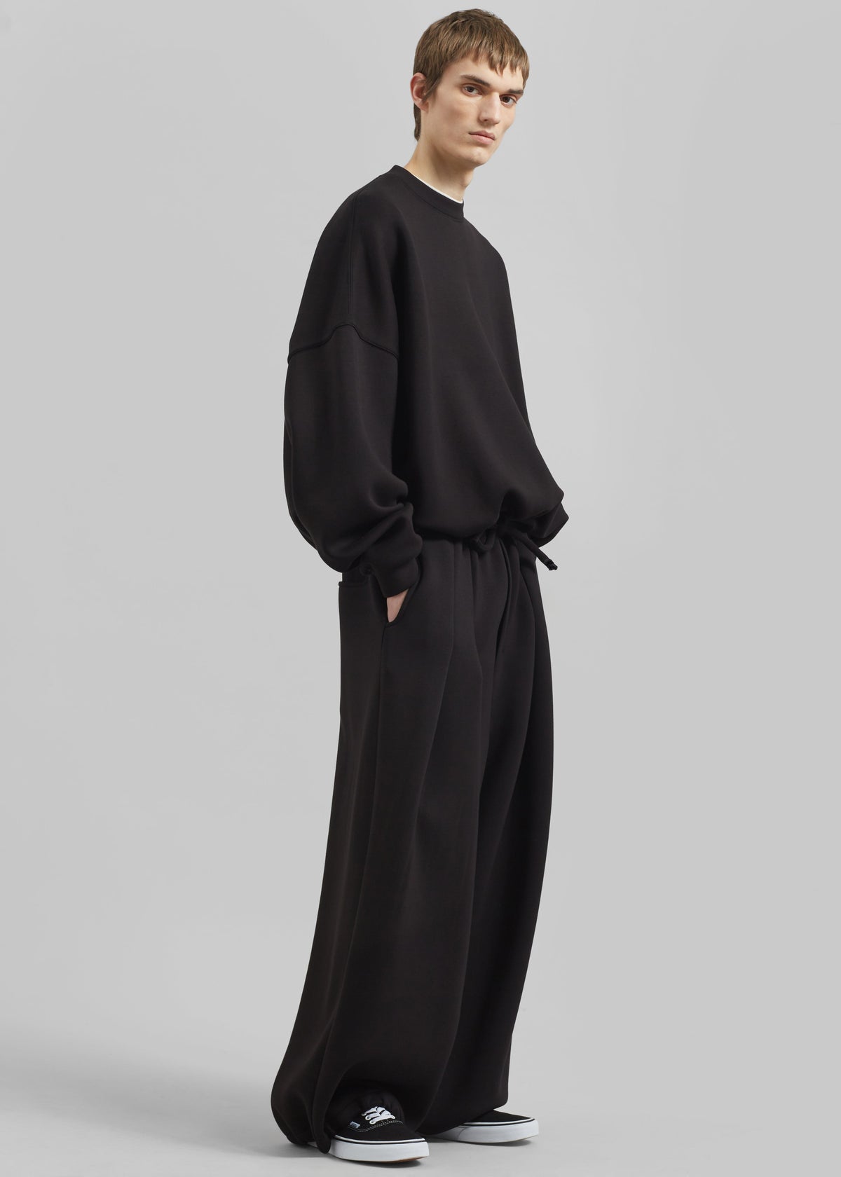 Tate Sweatpants - Black – view 6 of 8
