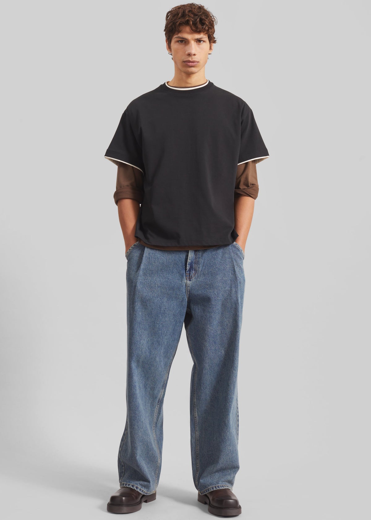 Trafal Wide Jeans - Blue Wash – view 2 of 7