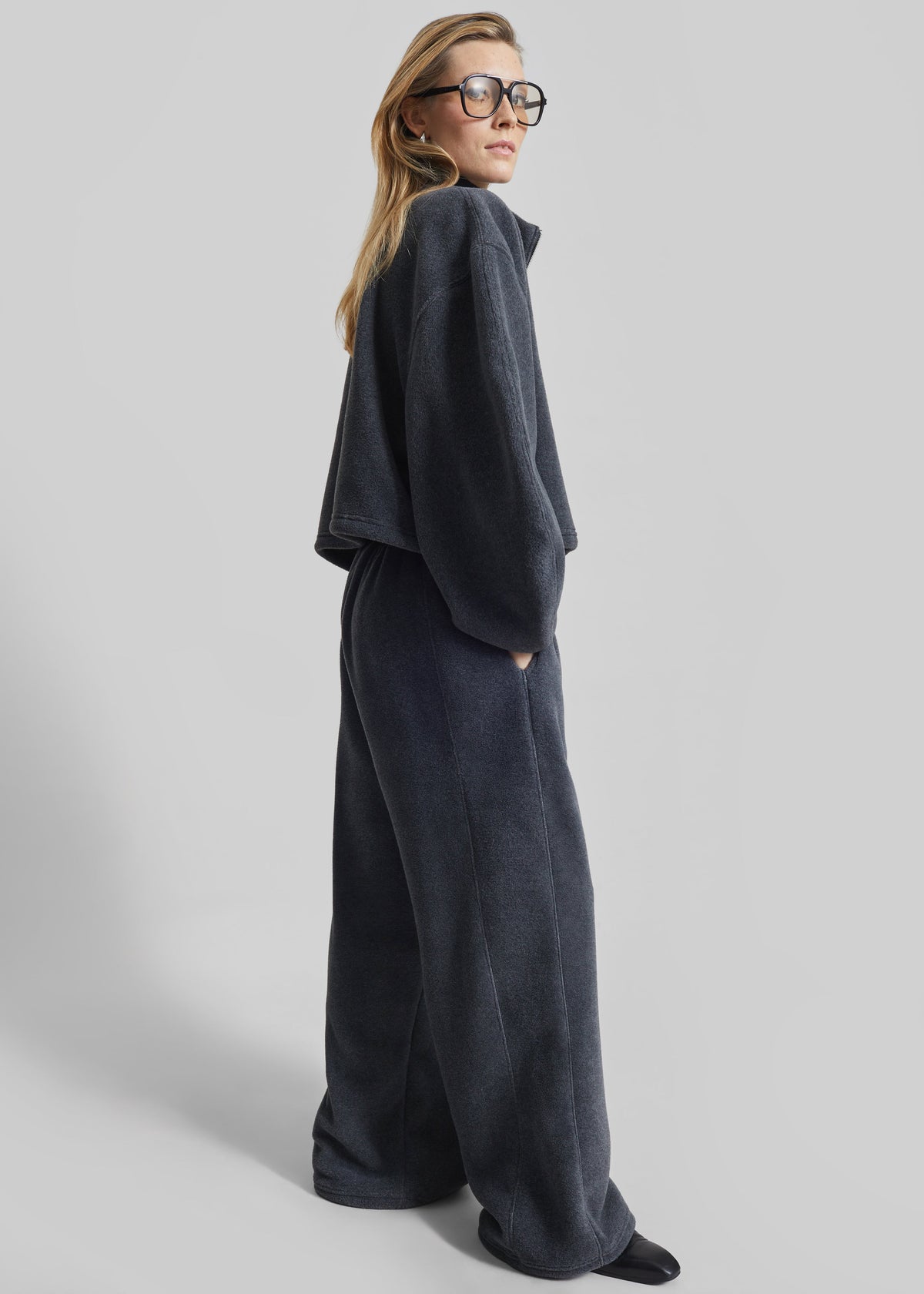 Treveray Fleece Half-Zip Sweatshirt - Dark Grey – view 9 of 11