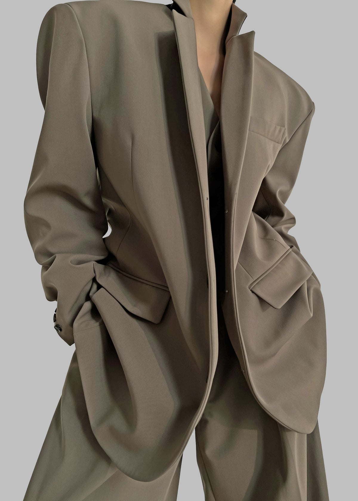 Tansy Oversized Blazer - Olive – view 3 of 18