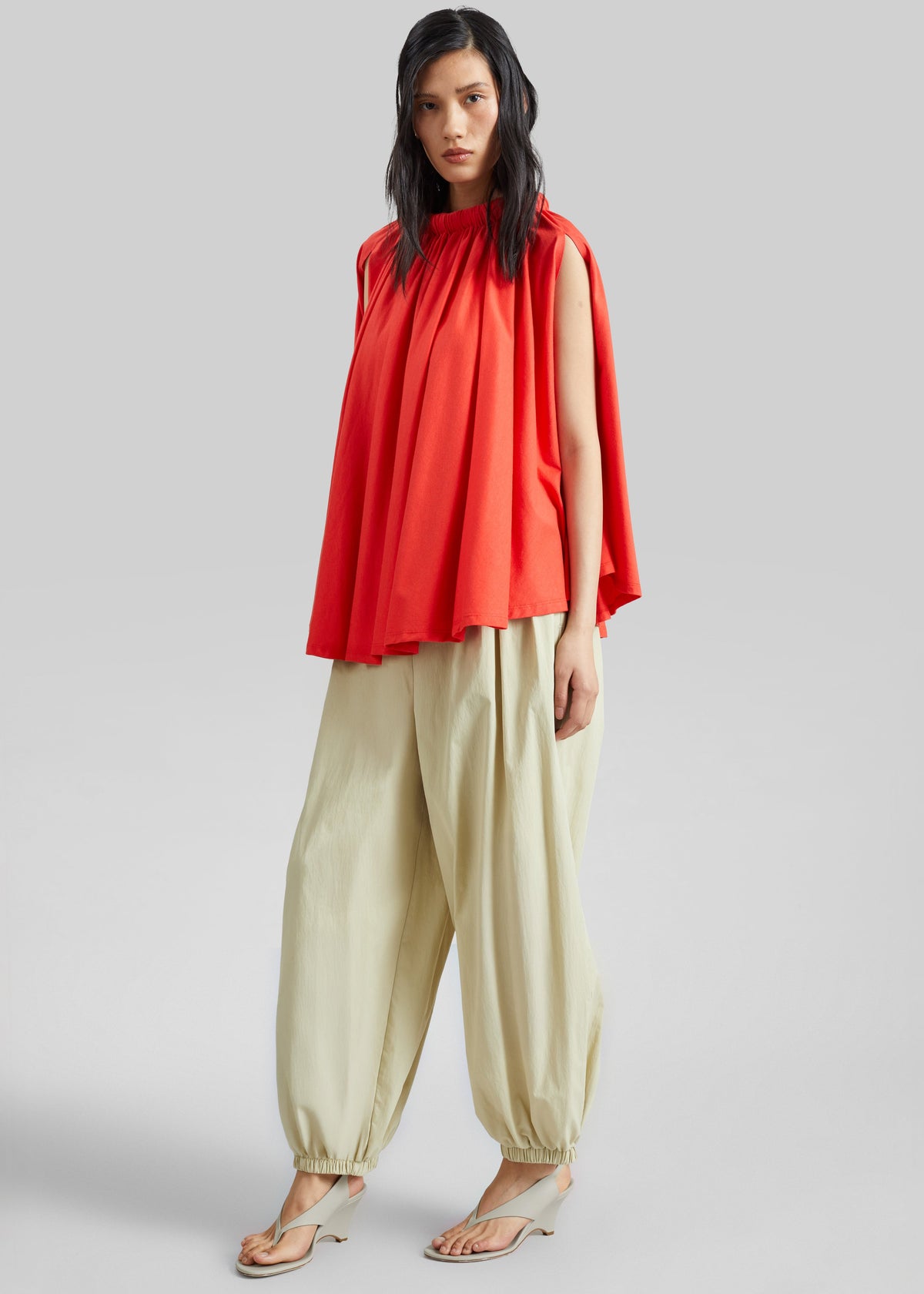 Vannes Balloon Pants - Beige – view 4 of 7