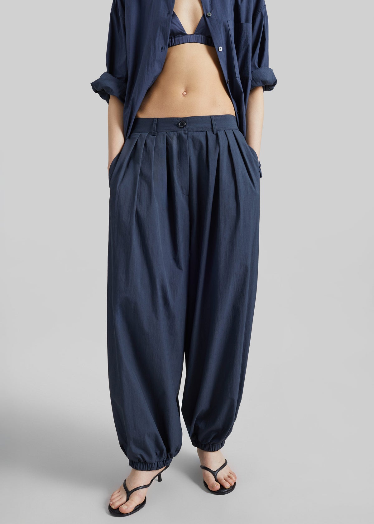 Vannes Balloon Pants - Navy – view 5 of 10